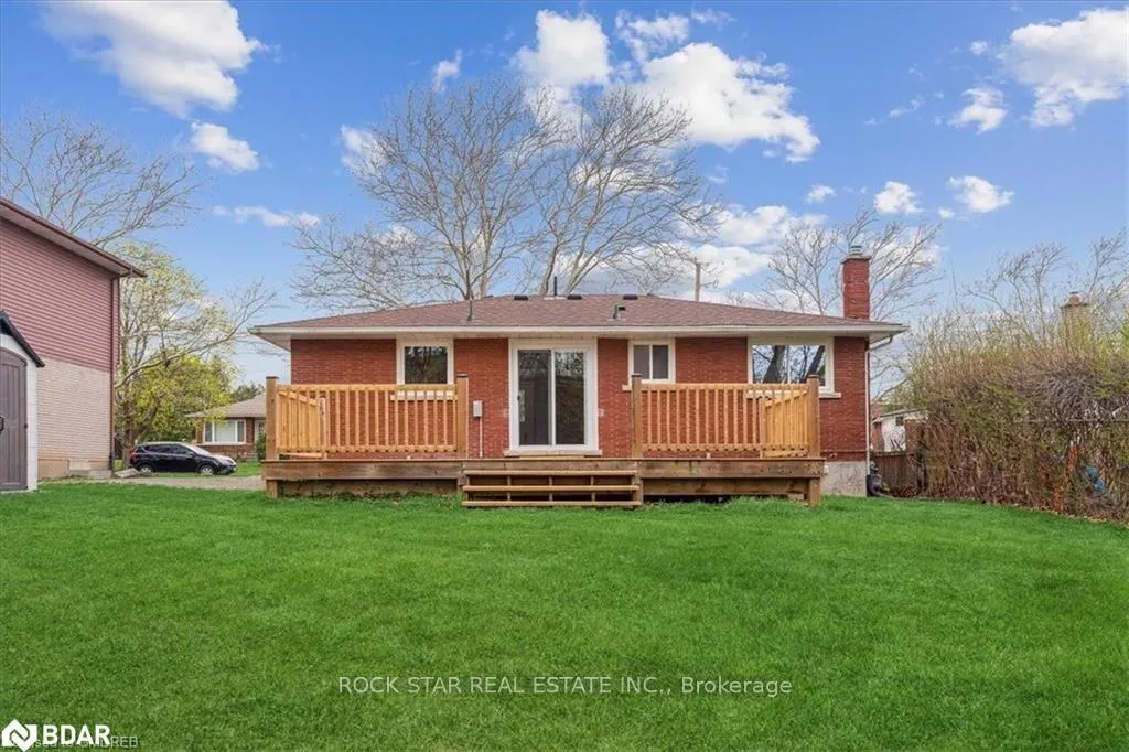Photo 12 of Unit Lower, 10 Westdale Drive, St. Catharines, Western Hill — HOMEH