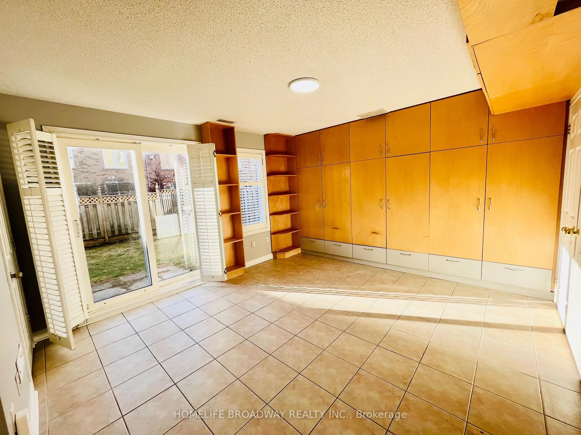 Photo 14 of 179 Leitchcroft Crescent, Markham, Commerce Valley — HOMEH
