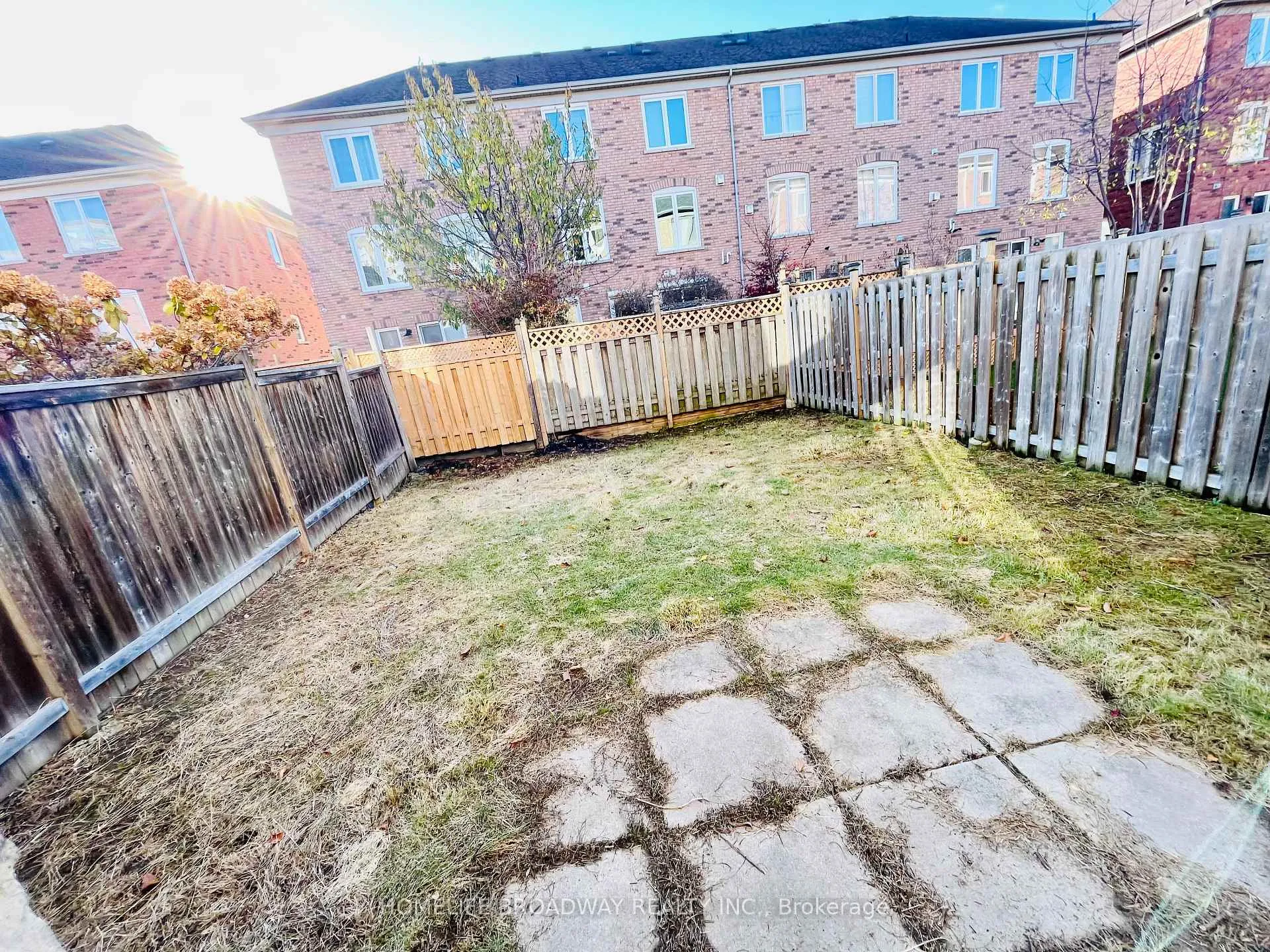 Photo 19 of 179 Leitchcroft Crescent, Markham, Commerce Valley — HOMEH