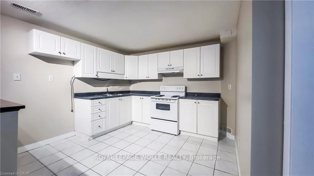 Photo 3 of Unit 1, 132 Udvari Crescent, Kitchener — HOMEH
