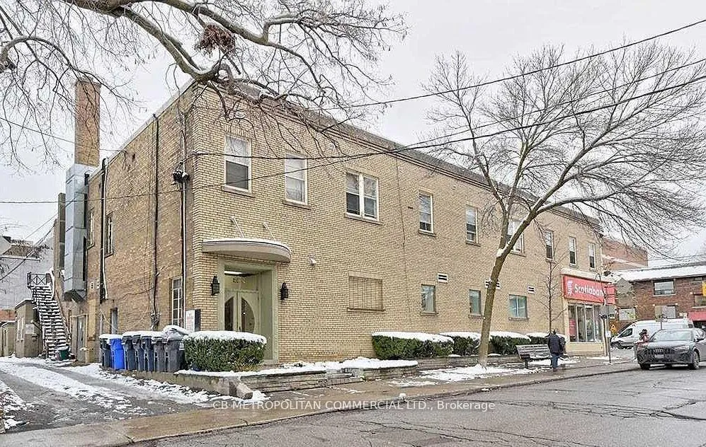 Photo 1 of Unit 4, 21 Castle Knock Road, Toronto, Lawrence Park South — HOMEH
