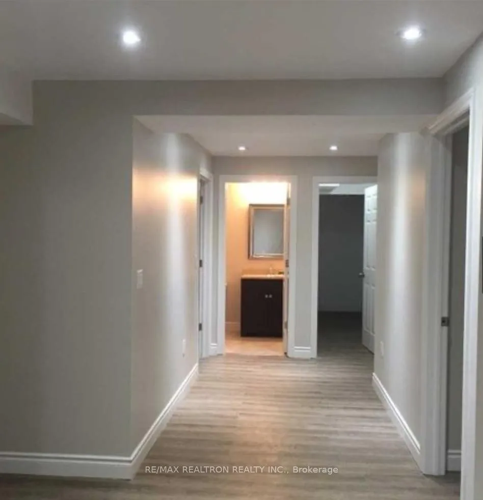Photo 7 of Unit Basement, 18 Guildwood Drive, Richmond Hill, Harding — HOMEH