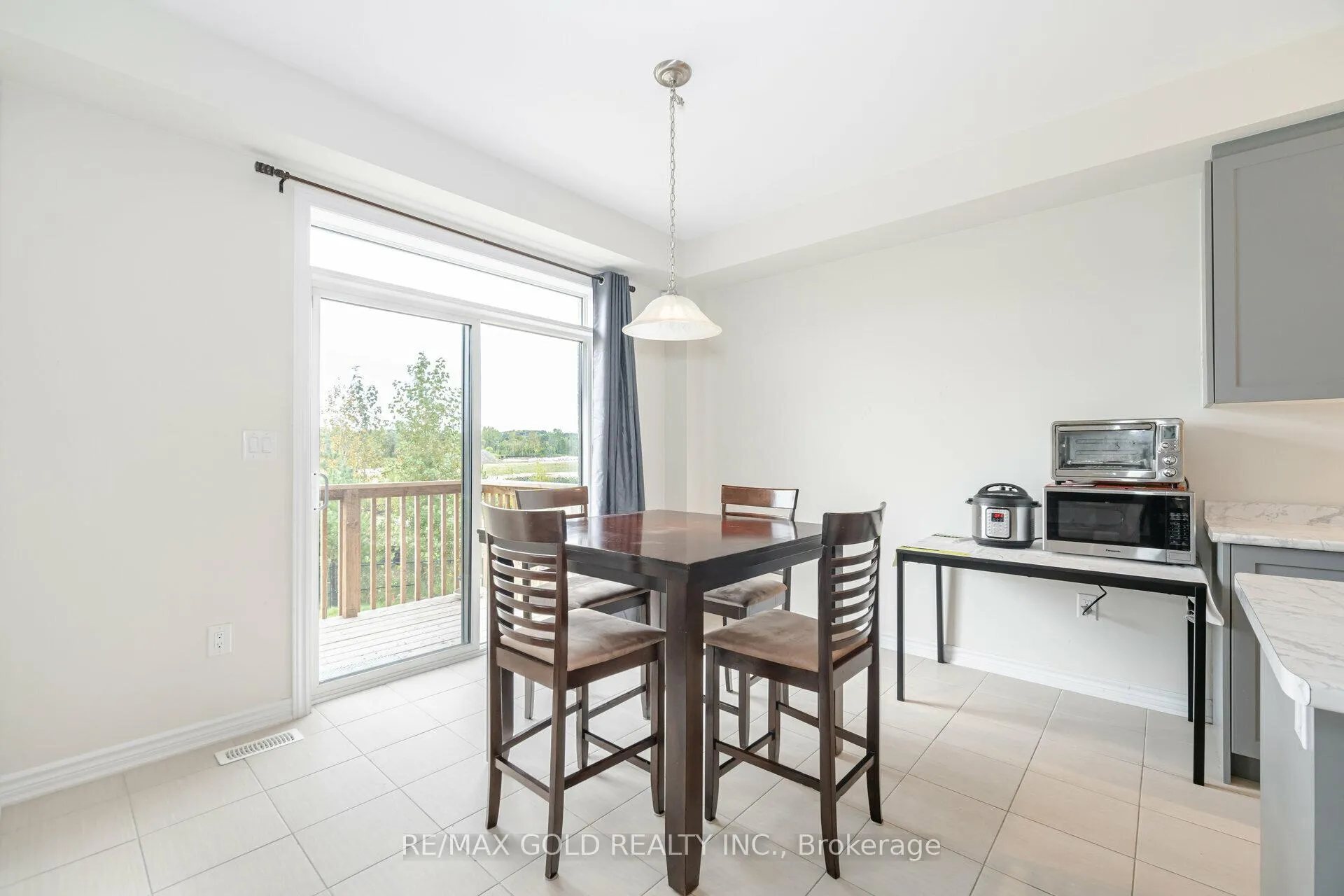 Photo 13 of 23 Santo Court N, Woolwich — HOMEH