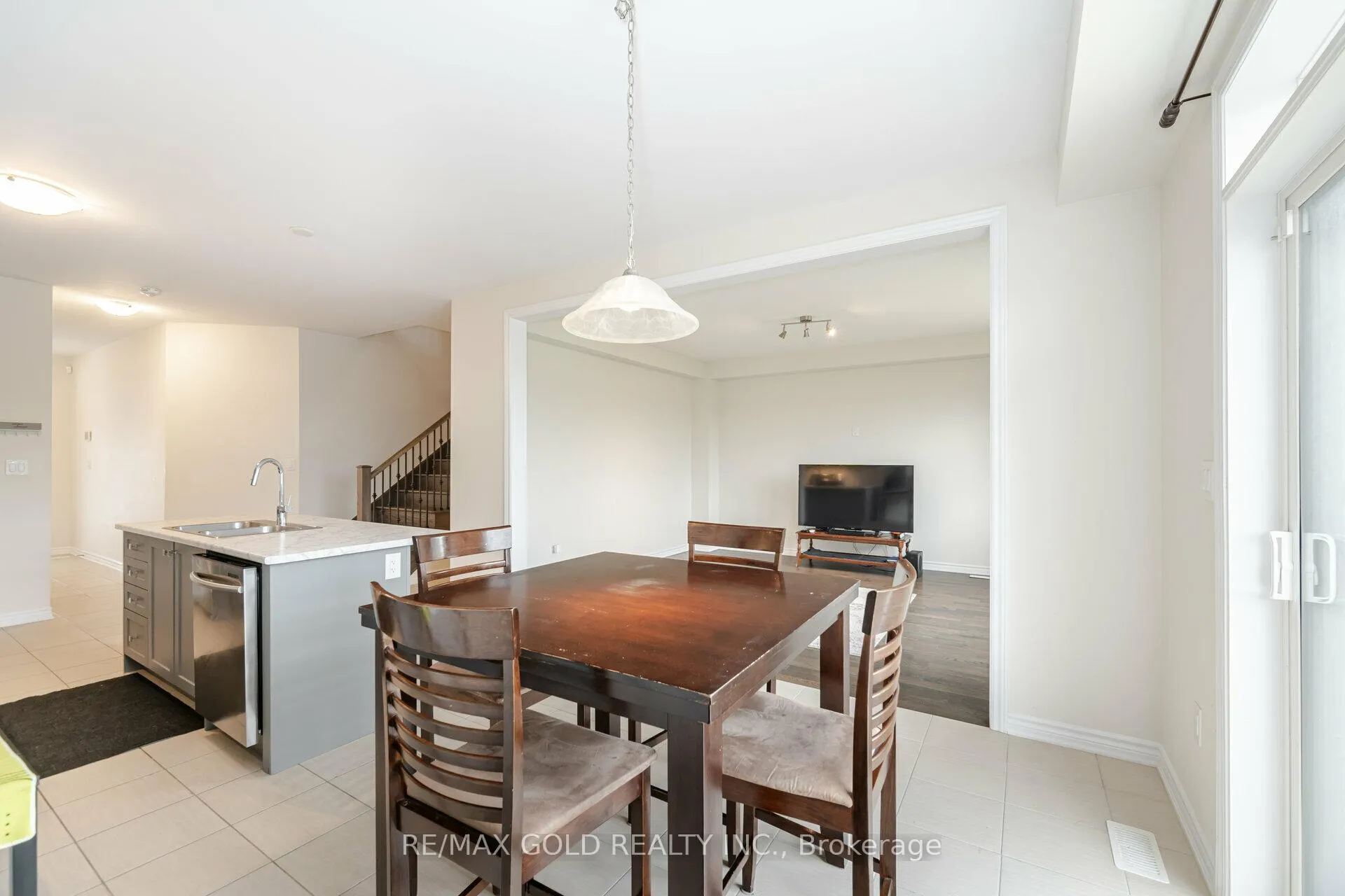 Photo 14 of 23 Santo Court N, Woolwich — HOMEH