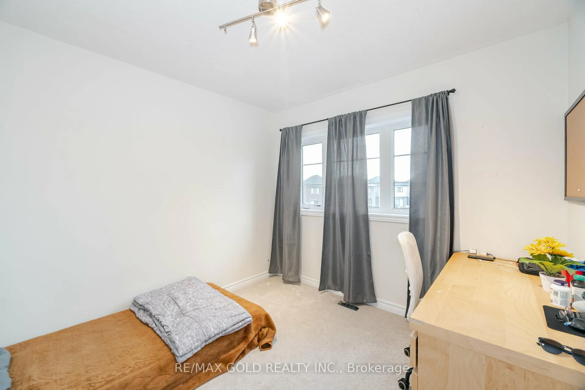 Photo 26 of 23 Santo Court N, Woolwich — HOMEH