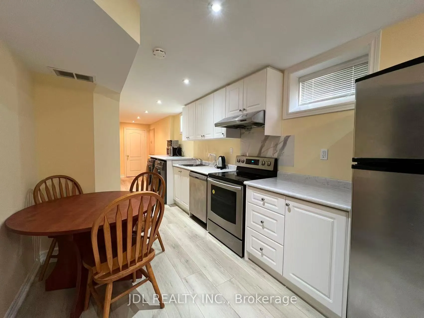 Photo 5 of 23 Toporowski Avenue, Richmond Hill, Rouge Woods — HOMEH