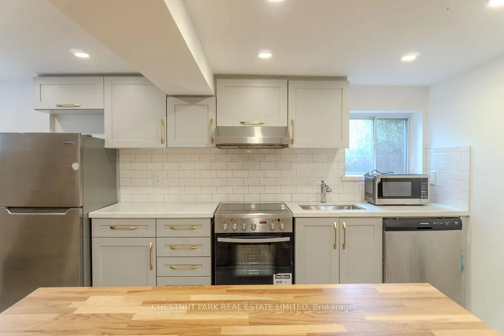 Photo 8 of Unit Lower, 1065 Pape Avenue, Toronto, East York — HOMEH
