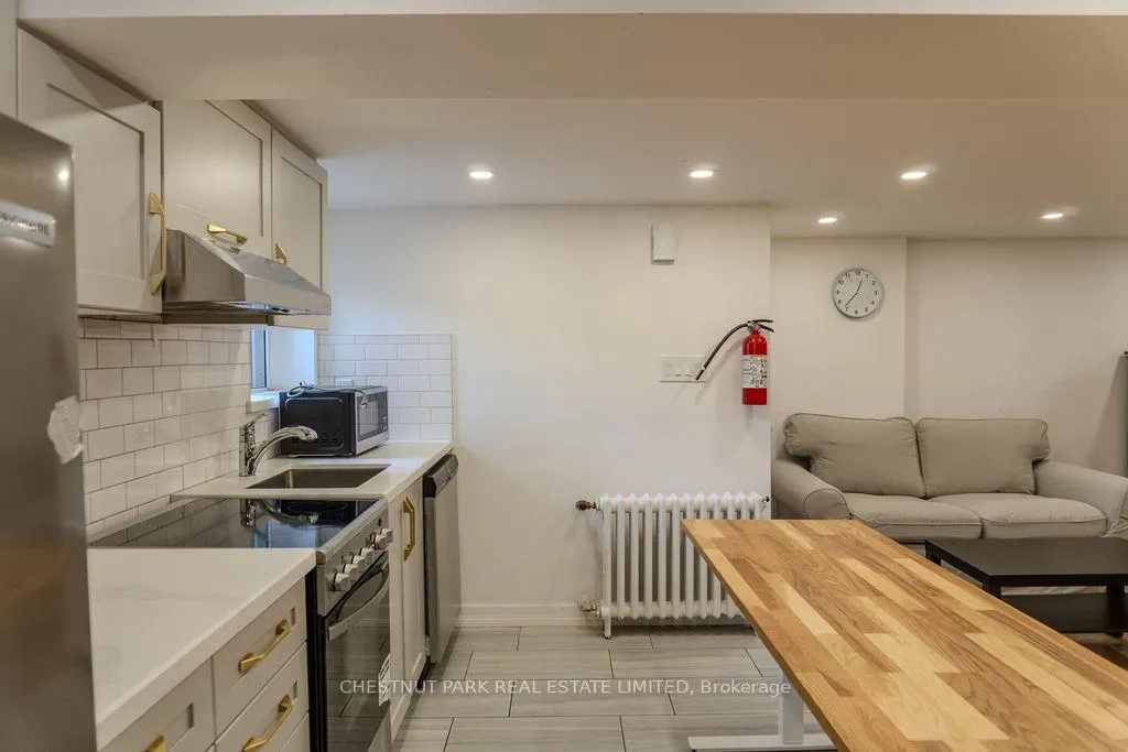 Photo 11 of Unit Lower, 1065 Pape Avenue, Toronto, East York — HOMEH