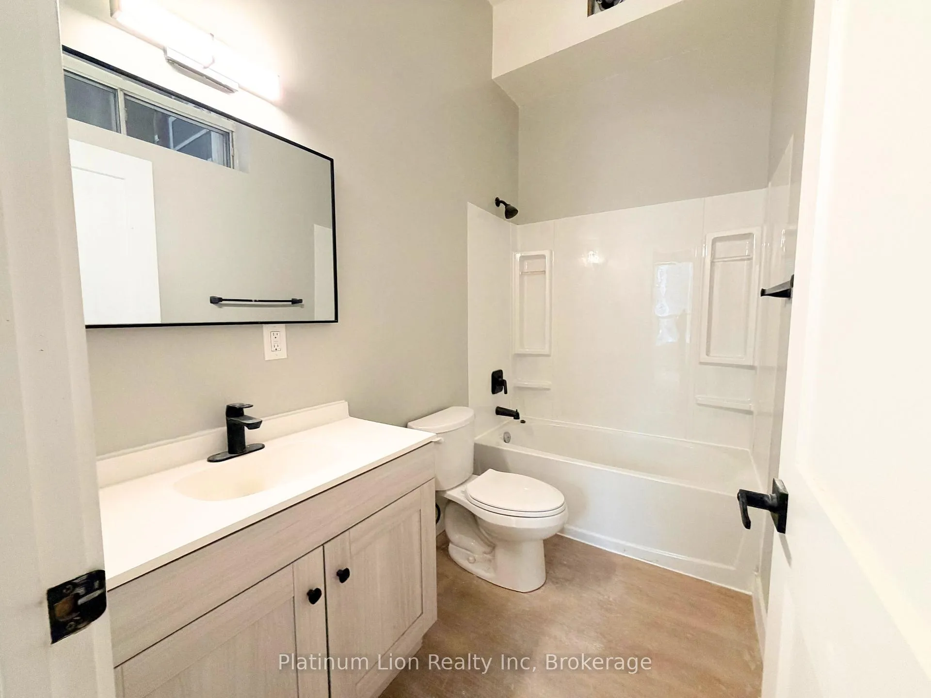 Photo 13 of Unit 4, 117 Park Street S, Hamilton, Durand — HOMEH