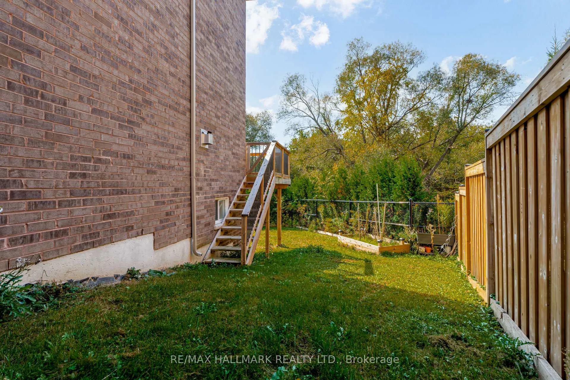 Photo 37 of 9 Keenlyside Lane, Ajax, Northwest Ajax — HOMEH