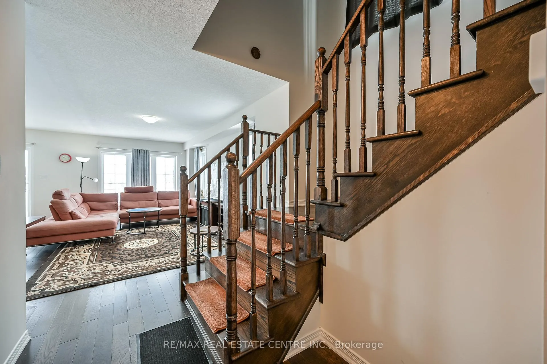 Photo 4 of 31 Armes Street, Hamilton, Binbrook — HOMEH