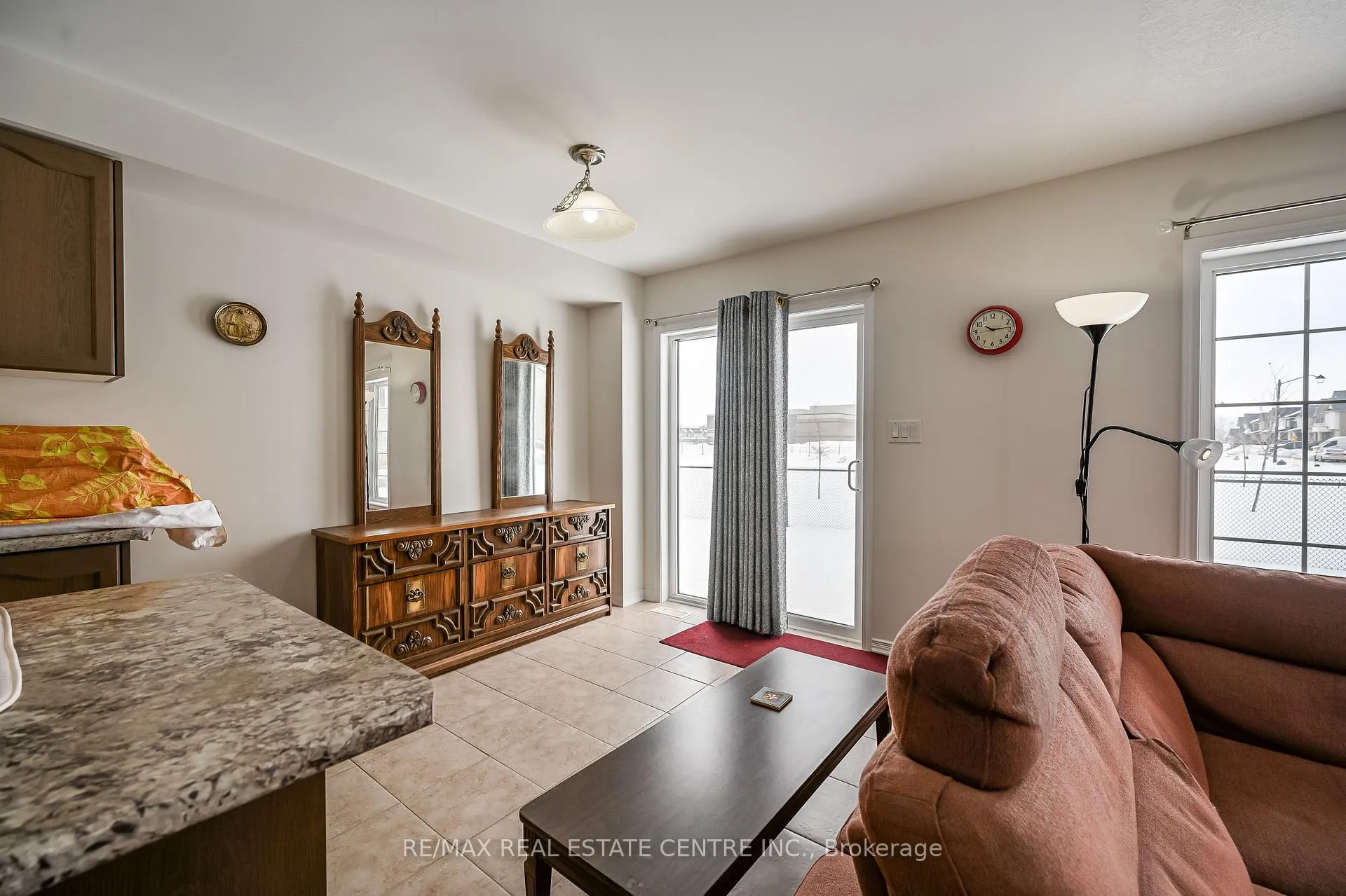 Photo 9 of 31 Armes Street, Hamilton, Binbrook — HOMEH