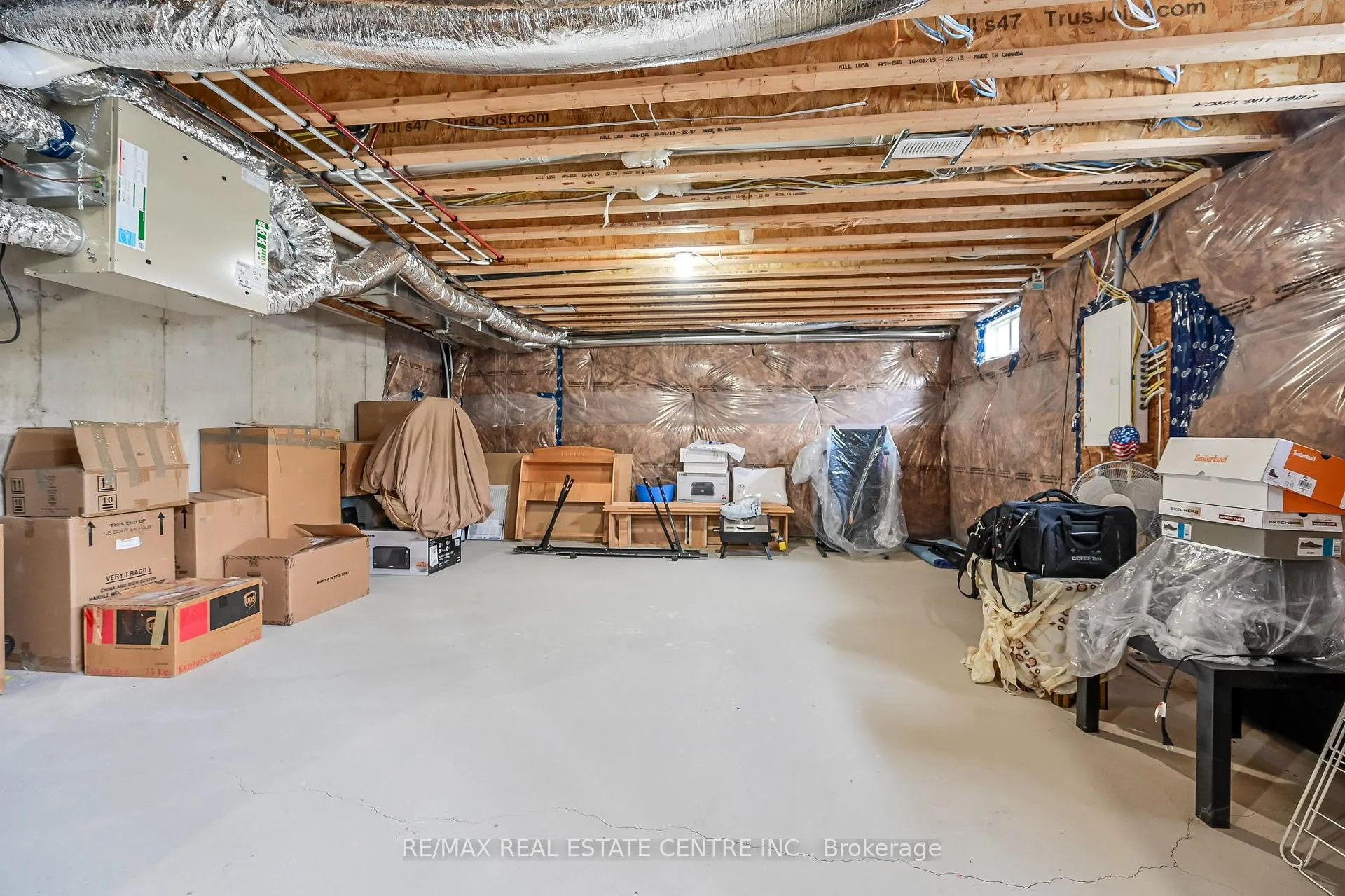 Photo 31 of 31 Armes Street, Hamilton, Binbrook — HOMEH