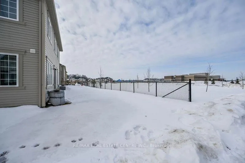 Photo 34 of 31 Armes Street, Hamilton, Binbrook — HOMEH