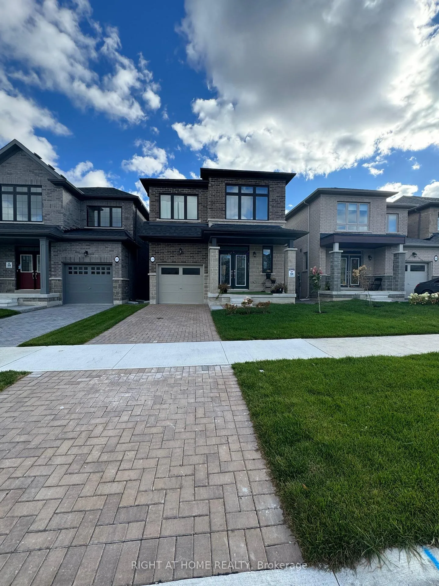 Photo 1 of 1143 Wilmington Avenue, Oshawa, Kedron — HOMEH
