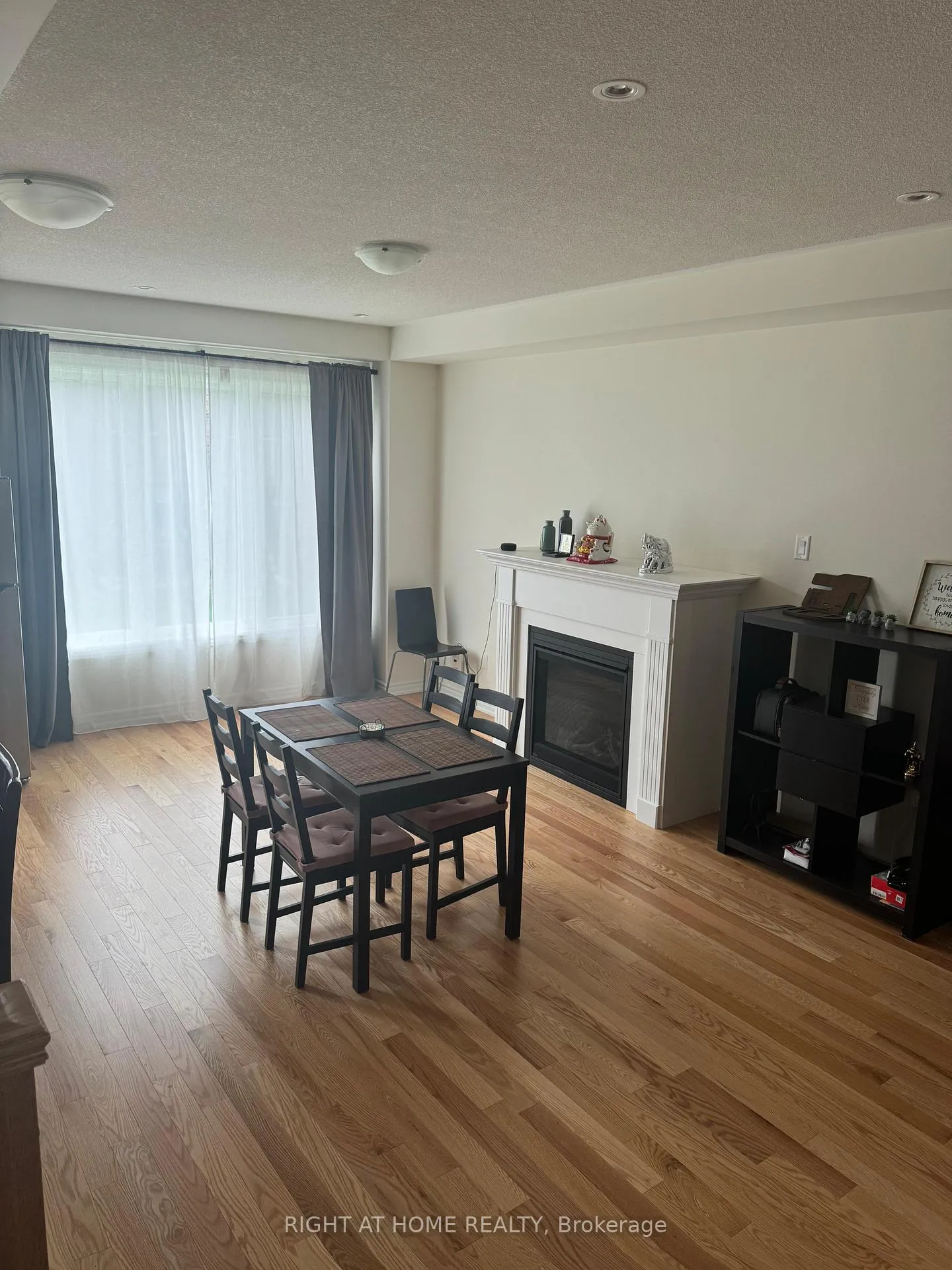 Photo 7 of 1143 Wilmington Avenue, Oshawa, Kedron — HOMEH