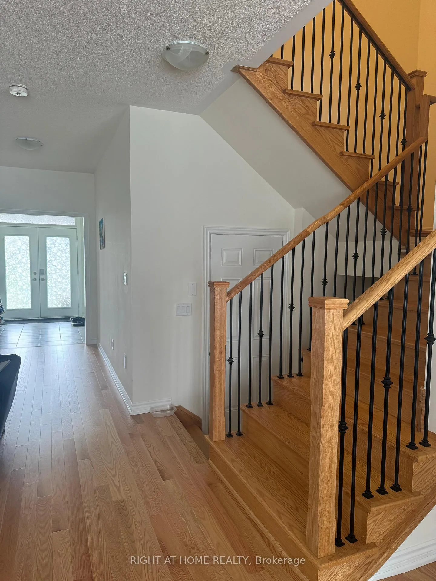 Photo 9 of 1143 Wilmington Avenue, Oshawa, Kedron — HOMEH