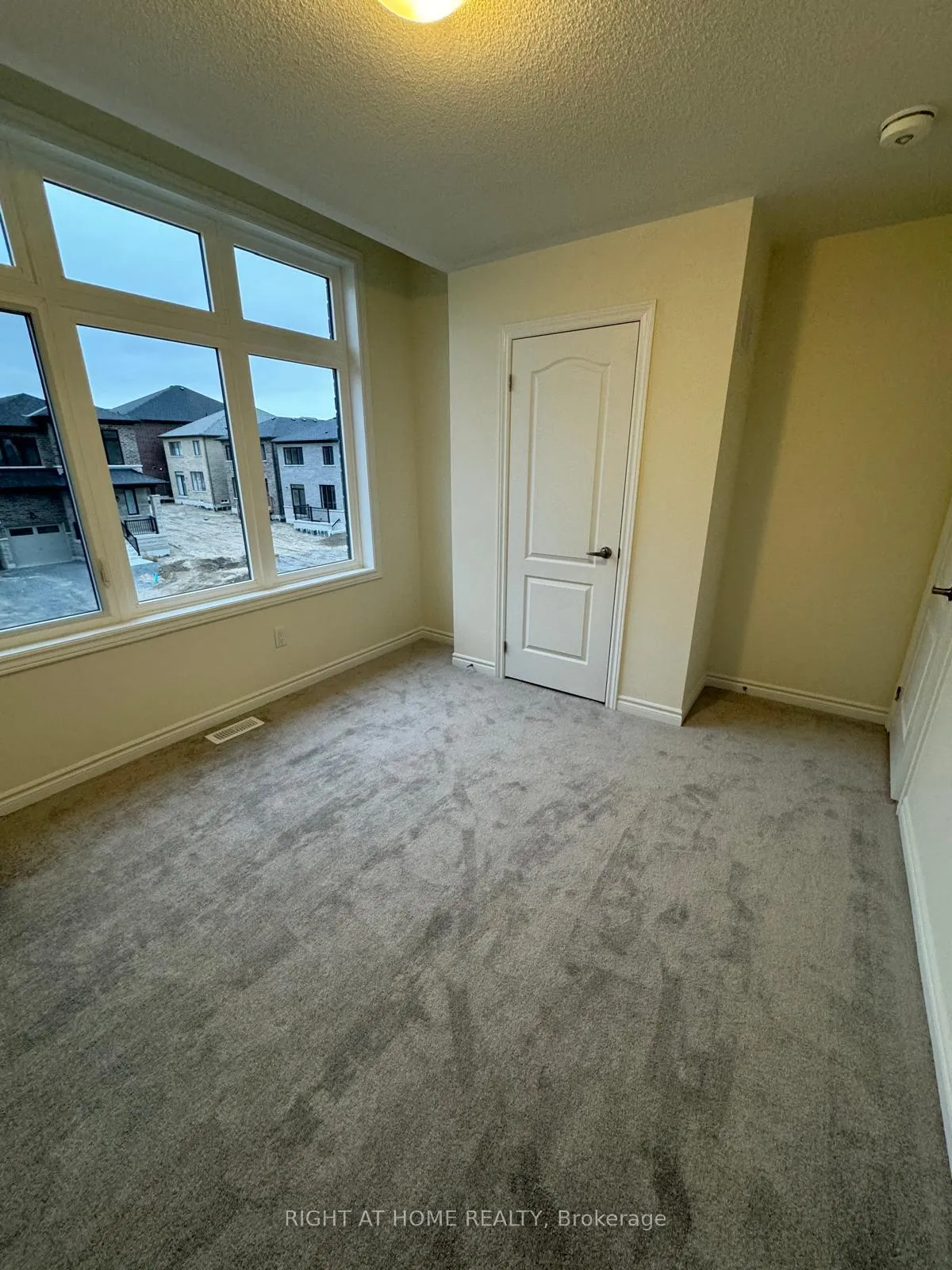 Photo 19 of 1143 Wilmington Avenue, Oshawa, Kedron — HOMEH