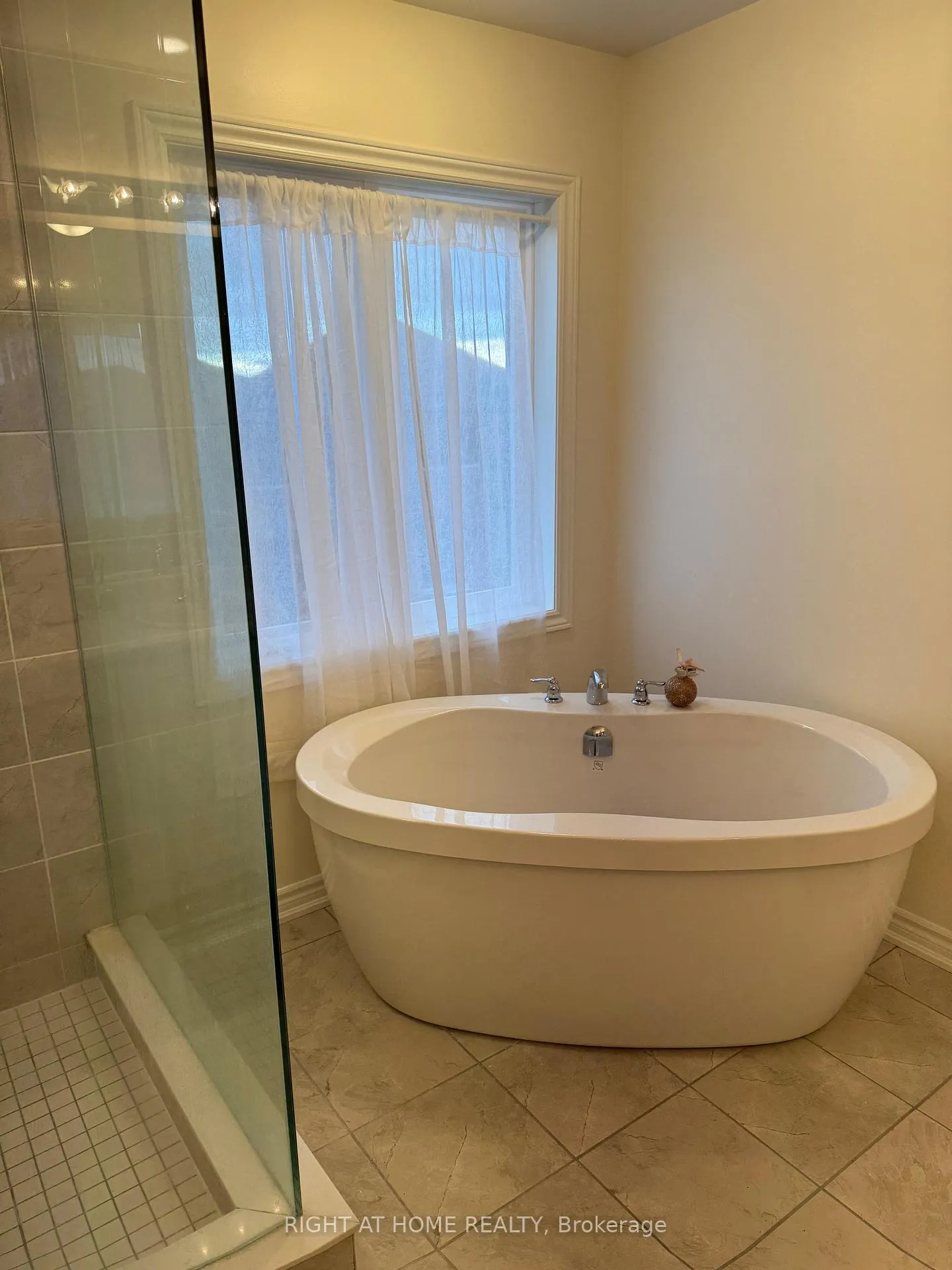 Photo 30 of 1143 Wilmington Avenue, Oshawa, Kedron — HOMEH