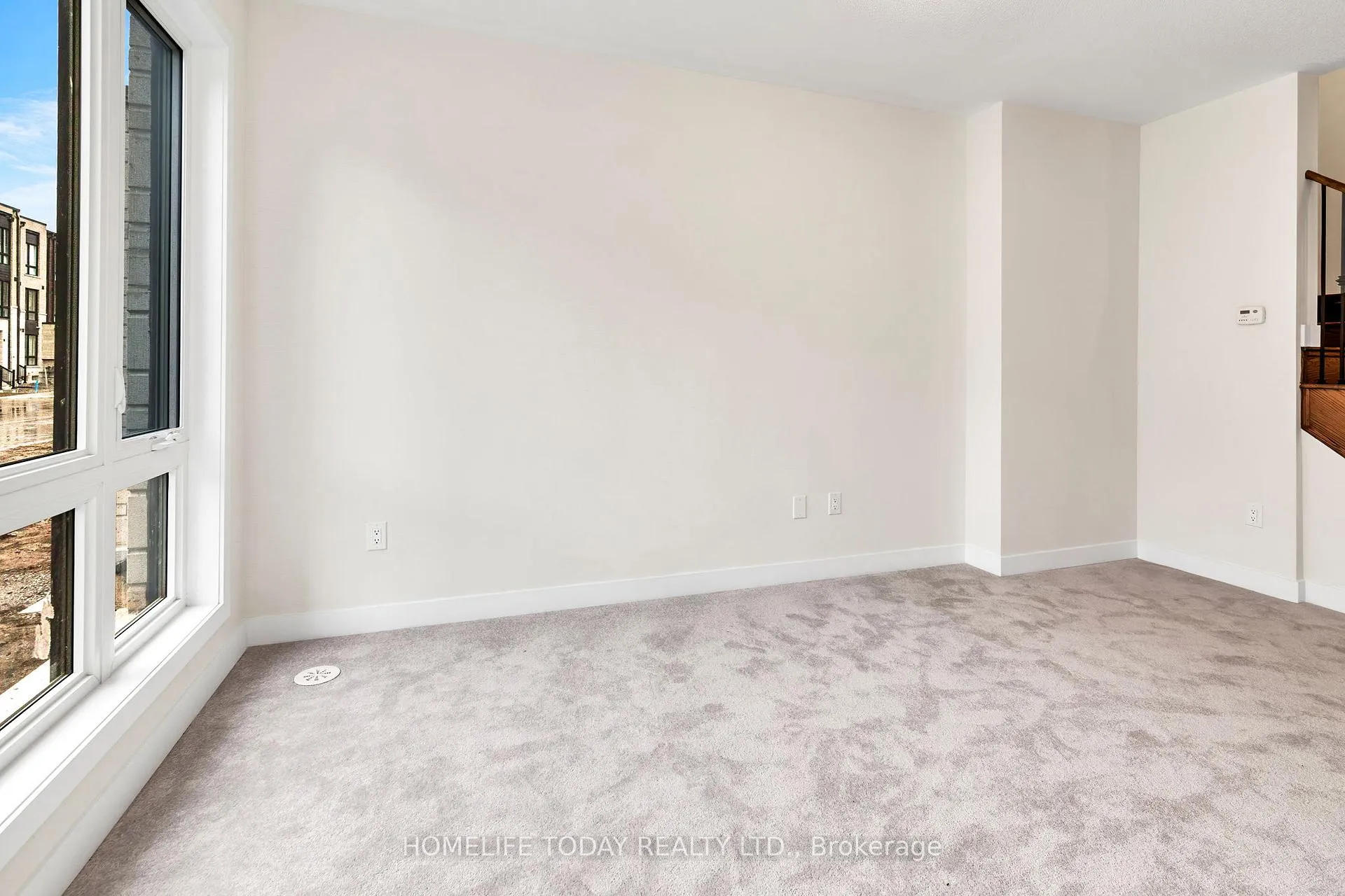 Photo 4 of 104 Stauffer Crescent, Markham, Cornell — HOMEH