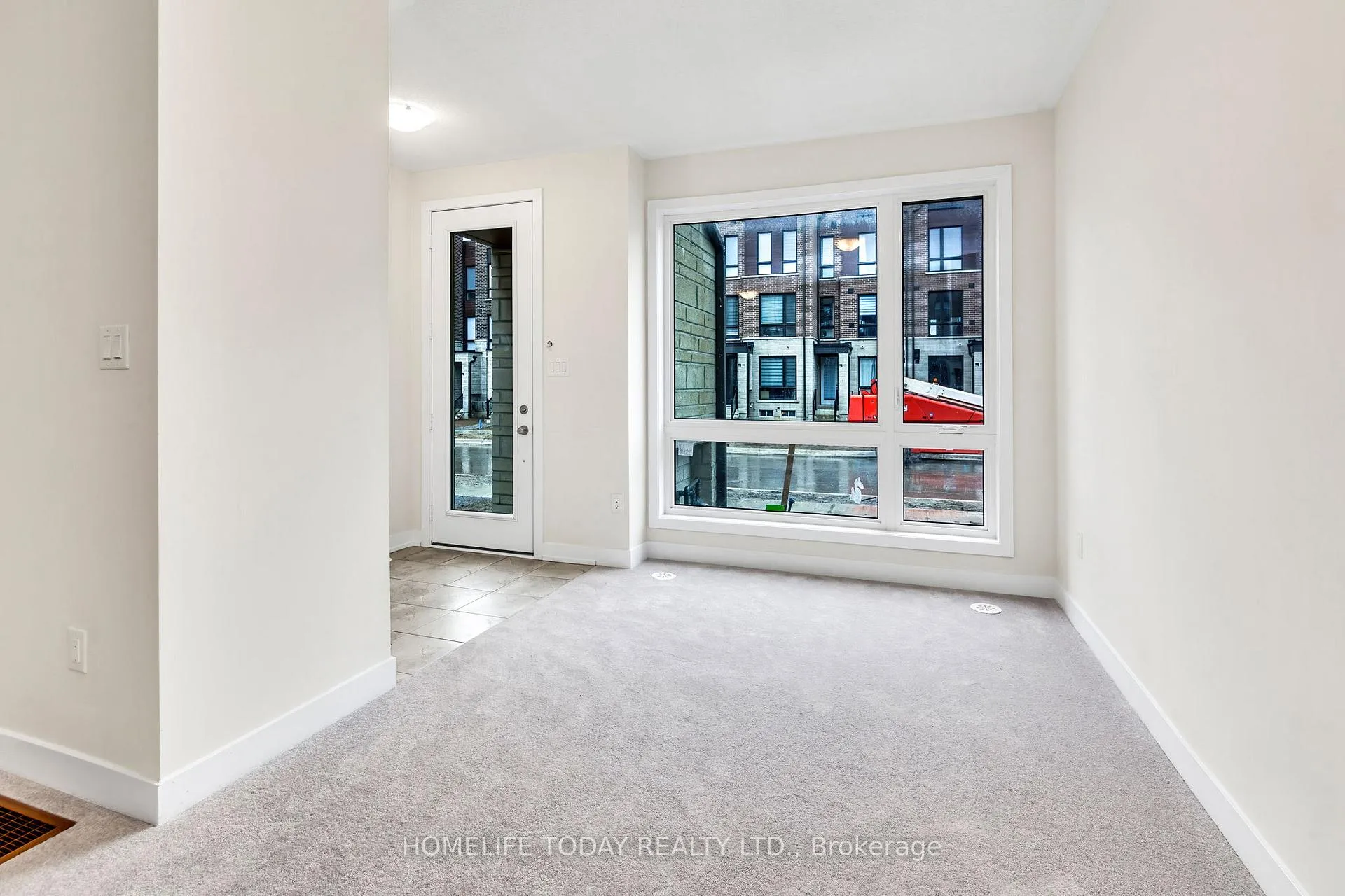 Photo 6 of 104 Stauffer Crescent, Markham, Cornell — HOMEH