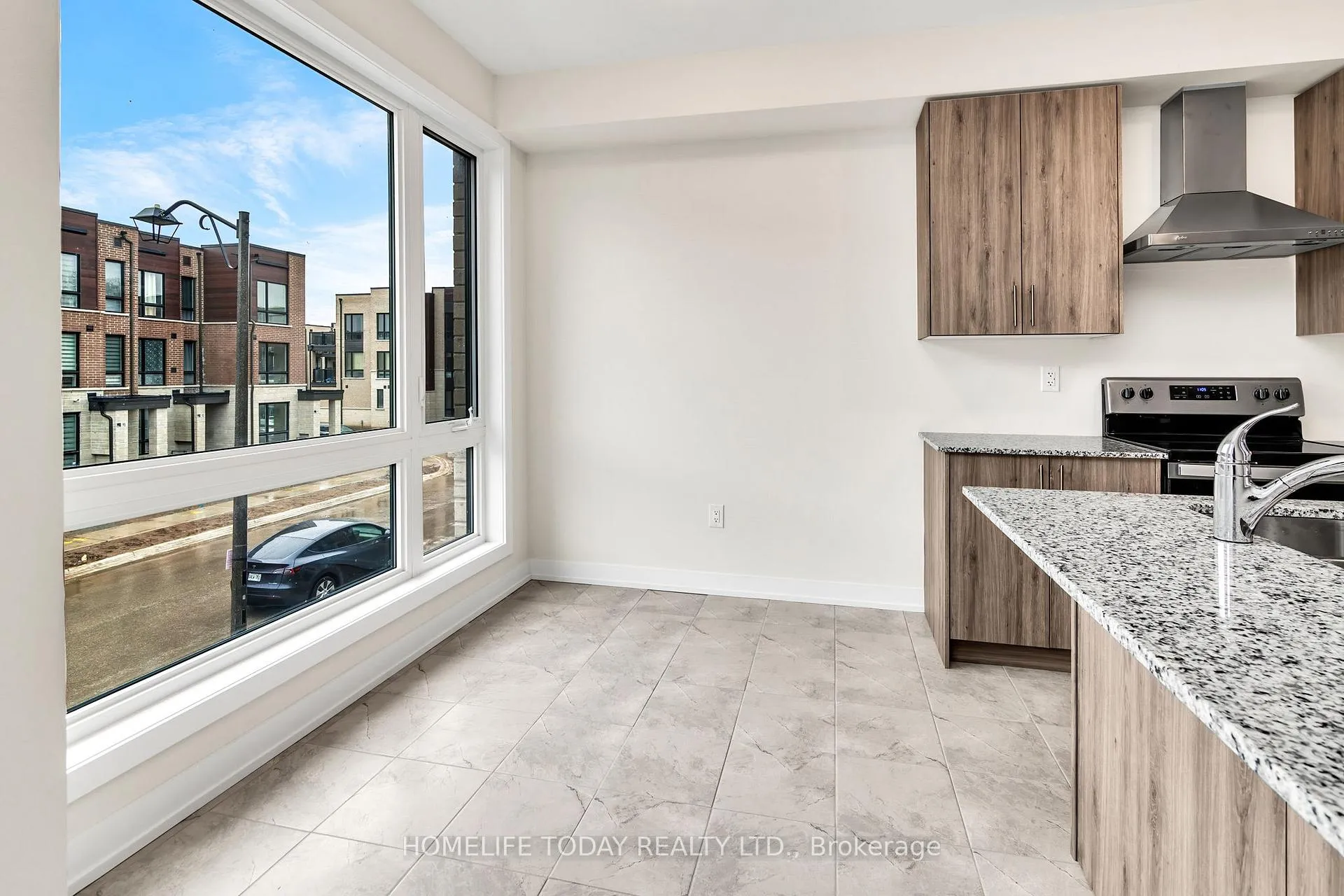 Photo 15 of 104 Stauffer Crescent, Markham, Cornell — HOMEH