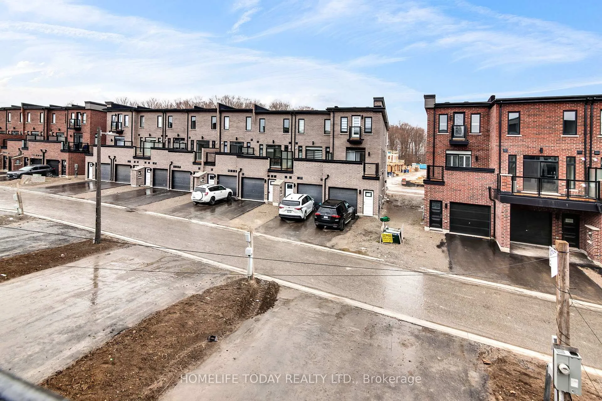 Photo 17 of 104 Stauffer Crescent, Markham, Cornell — HOMEH