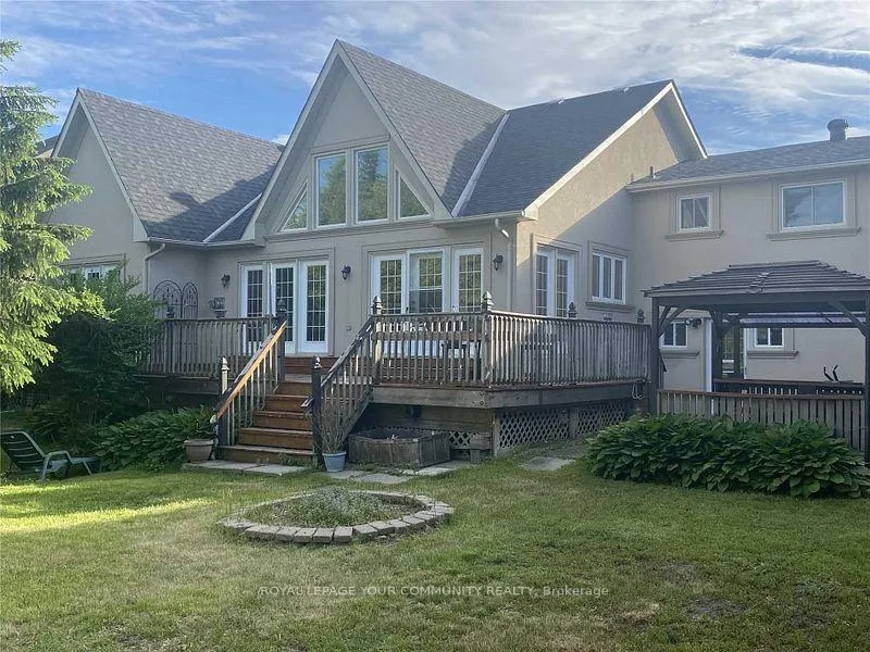 Photo 2 of 1799 Pine Grove Avenue, Pickering, Highbush — HOMEH