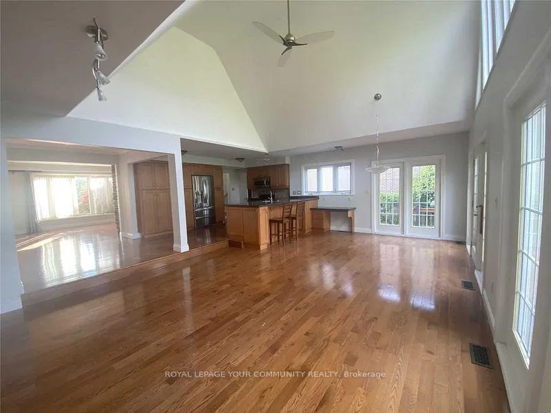 Photo 7 of 1799 Pine Grove Avenue, Pickering, Highbush — HOMEH