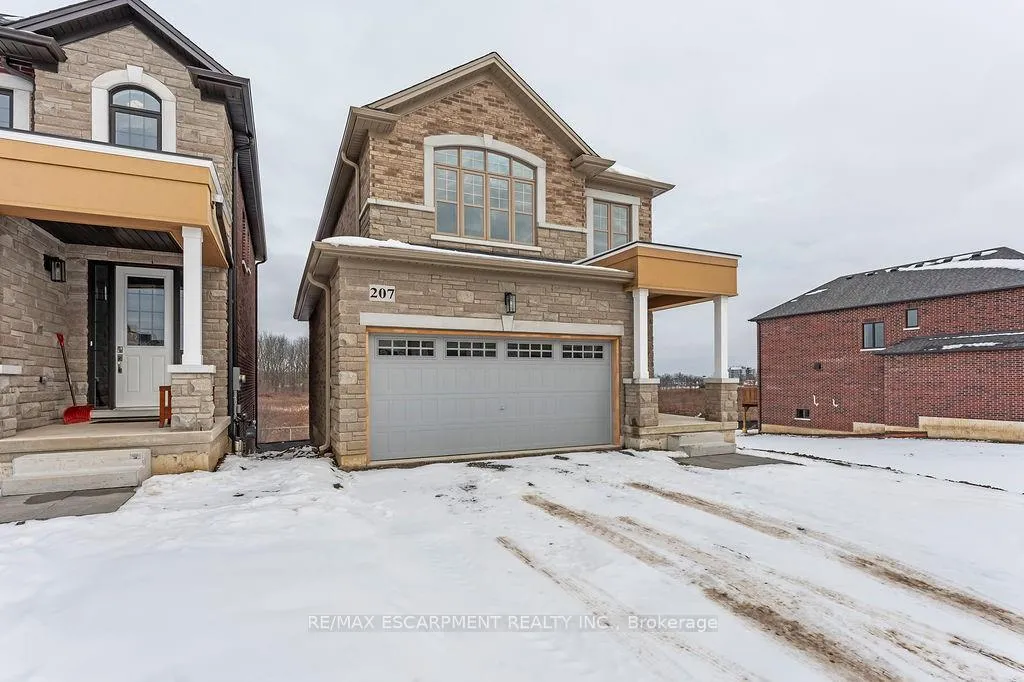 Photo 3 of 207 Alessio Drive, Hamilton, Sheldon — HOMEH