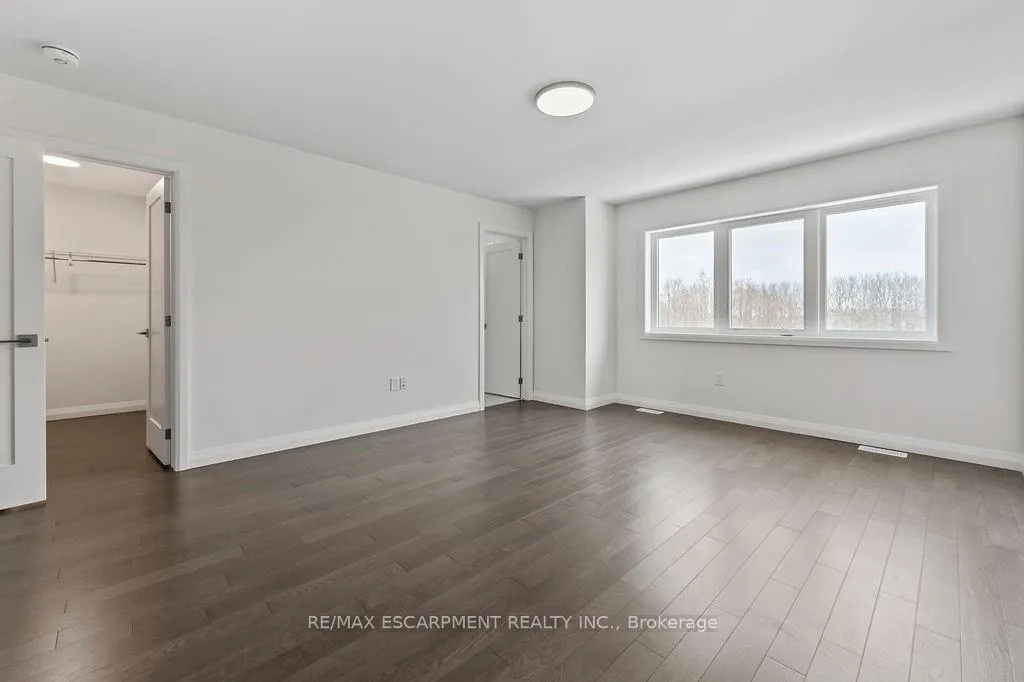 Photo 30 of 207 Alessio Drive, Hamilton, Sheldon — HOMEH