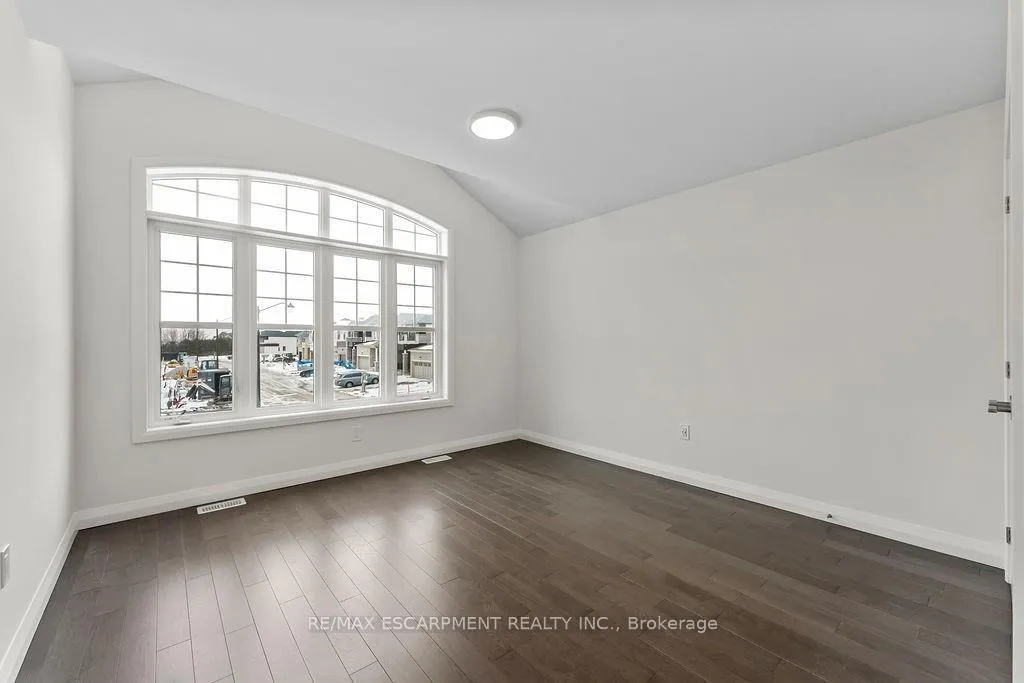 Photo 38 of 207 Alessio Drive, Hamilton, Sheldon — HOMEH