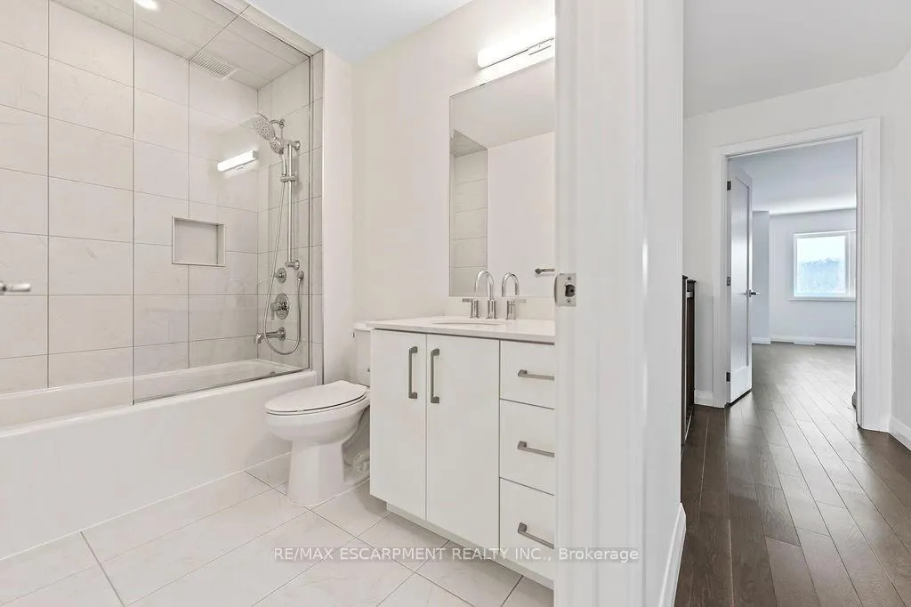Photo 40 of 207 Alessio Drive, Hamilton, Sheldon — HOMEH