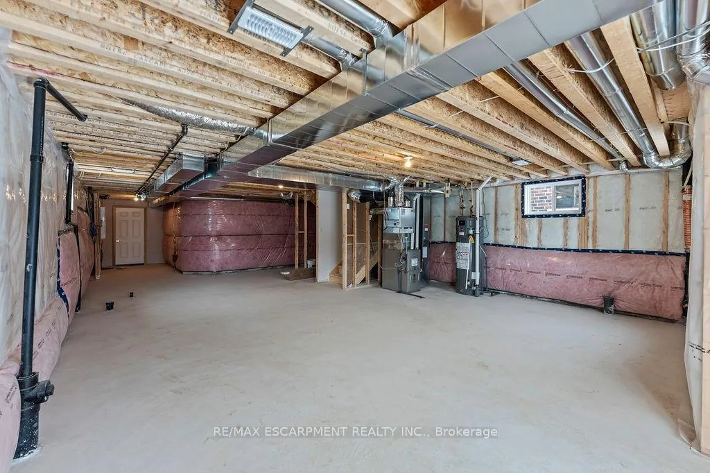 Photo 47 of 207 Alessio Drive, Hamilton, Sheldon — HOMEH