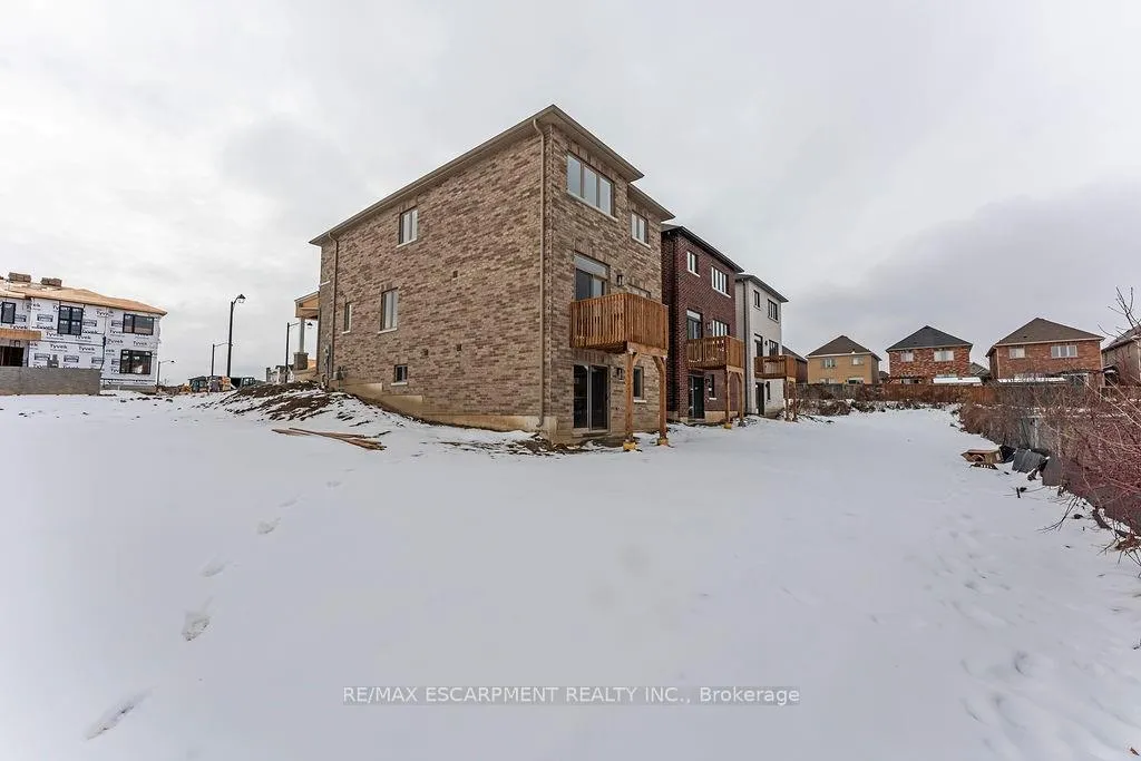 Photo 48 of 207 Alessio Drive, Hamilton, Sheldon — HOMEH