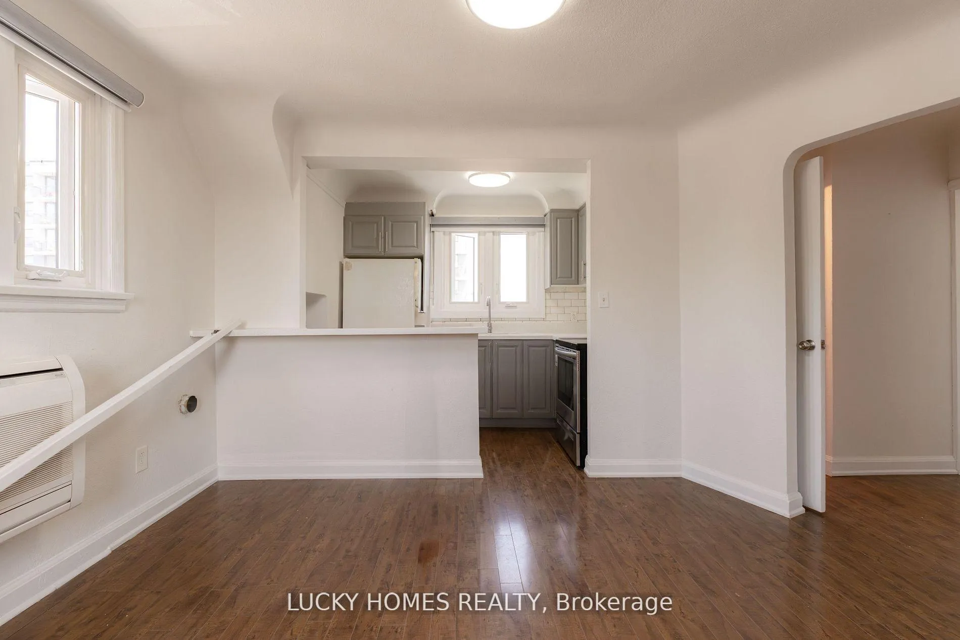 Photo 9 of Unit 2nd Floor, 157 Centre Street S, Oshawa, Central — HOMEH