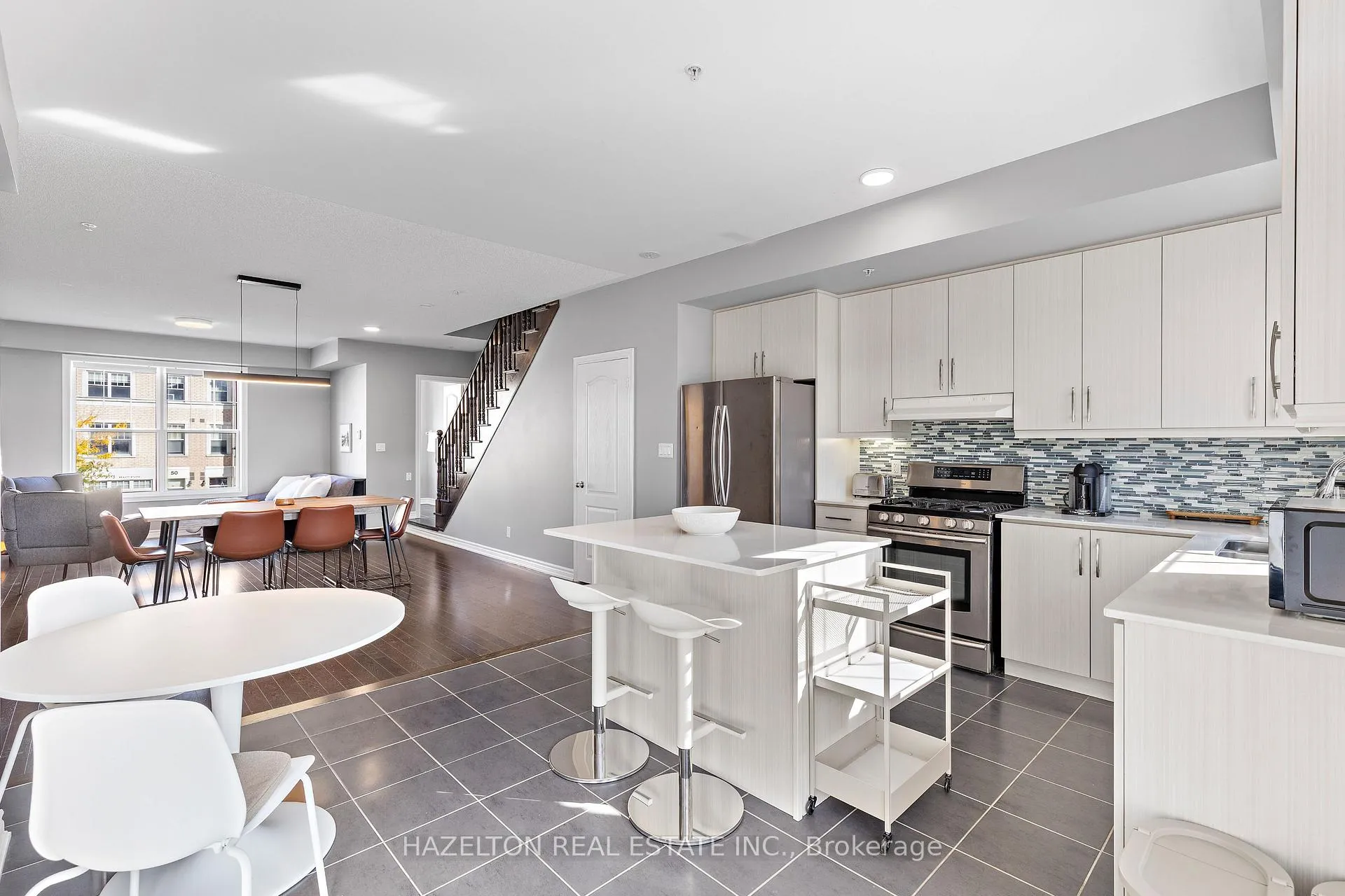 Photo 8 of Unit Residential Unit, 49 Cathedral High Street, Markham, Cathedraltown — HOMEH