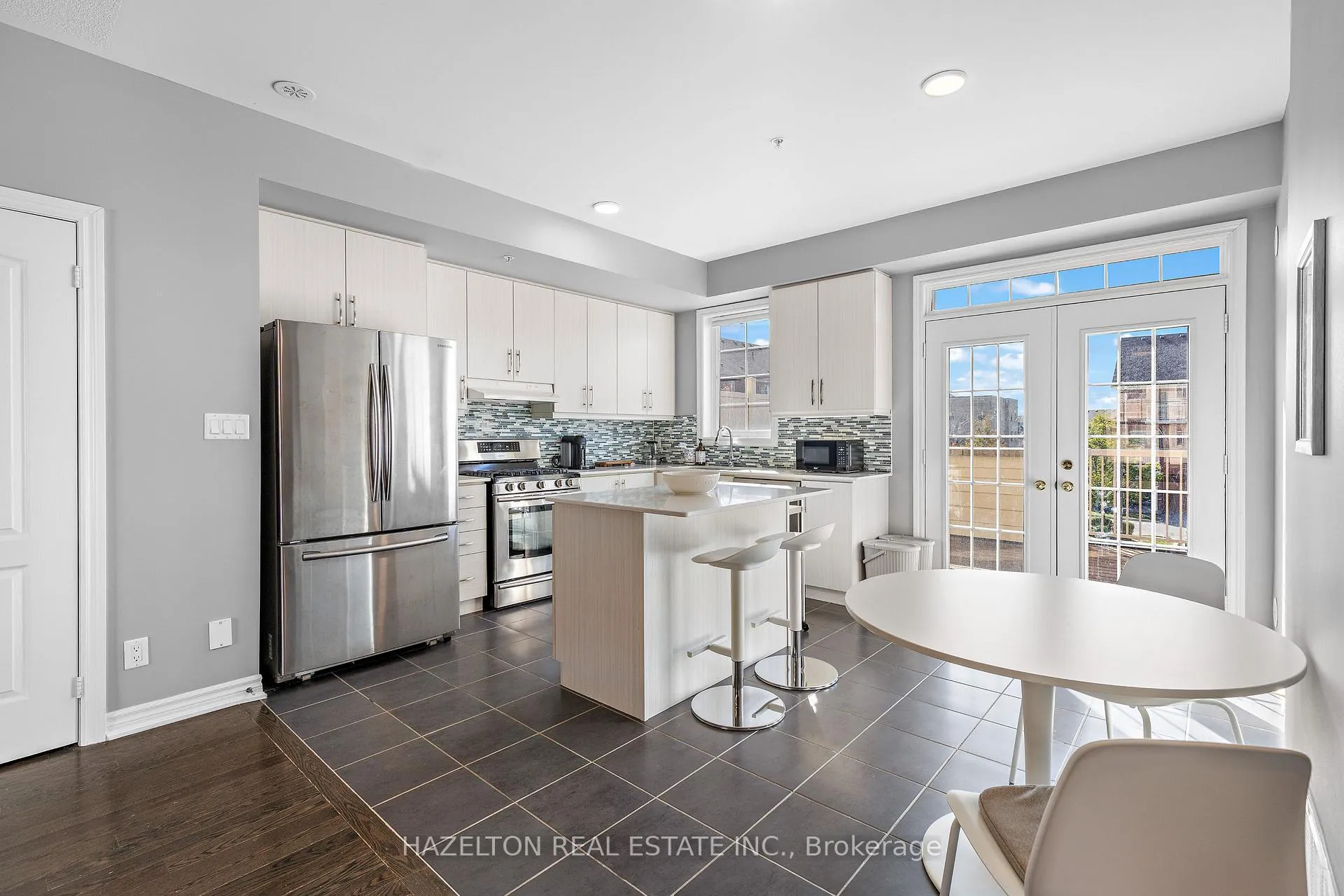 Photo 12 of Unit Residential Unit, 49 Cathedral High Street, Markham, Cathedraltown — HOMEH
