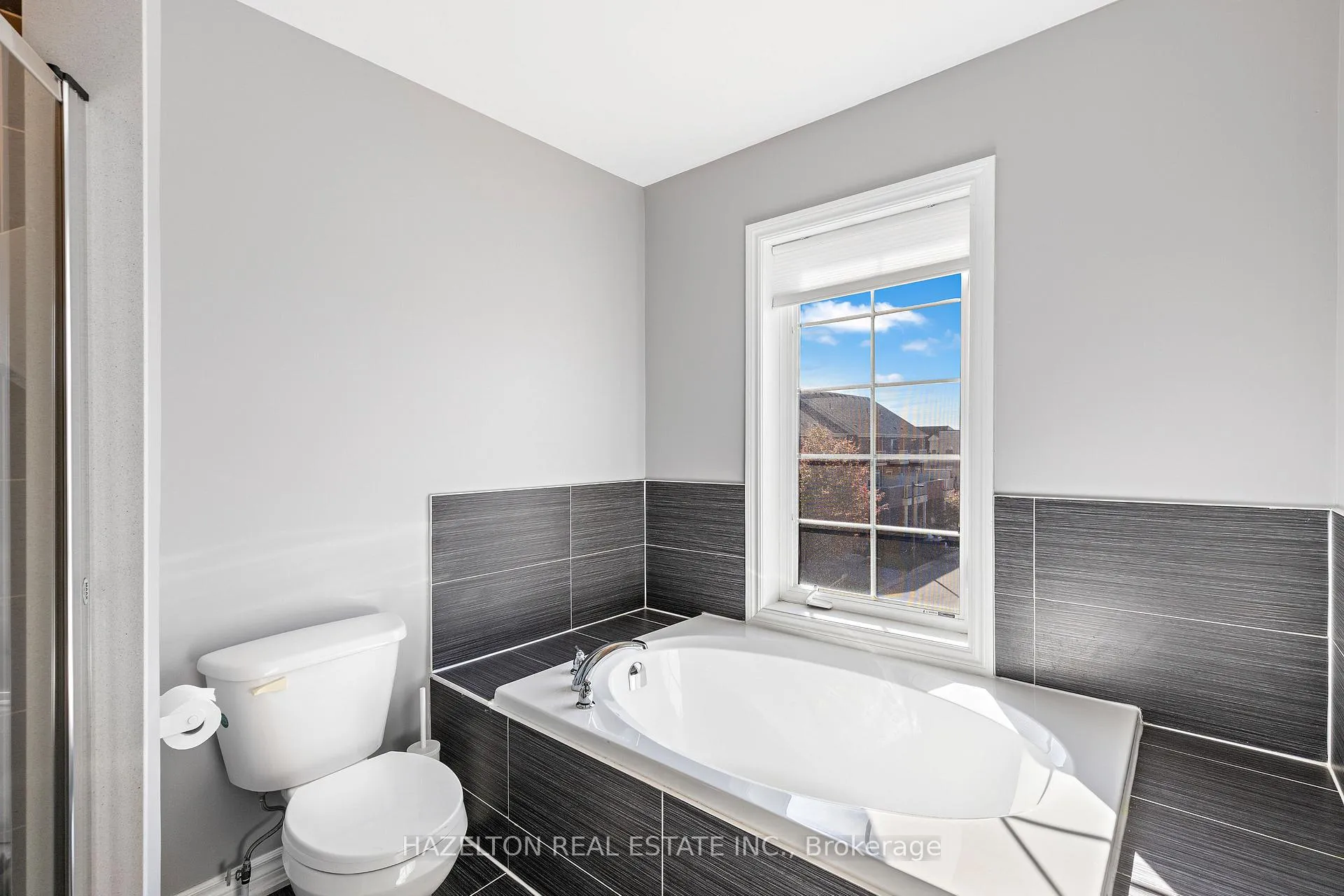 Photo 19 of Unit Residential Unit, 49 Cathedral High Street, Markham, Cathedraltown — HOMEH