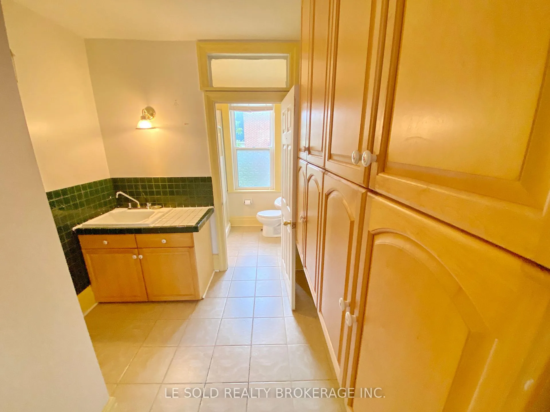 Photo 9 of 438 Osborne Street, Brock, Beaverton — HOMEH
