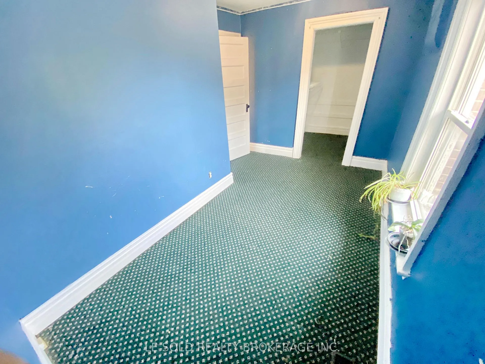 Photo 20 of 438 Osborne Street, Brock, Beaverton — HOMEH