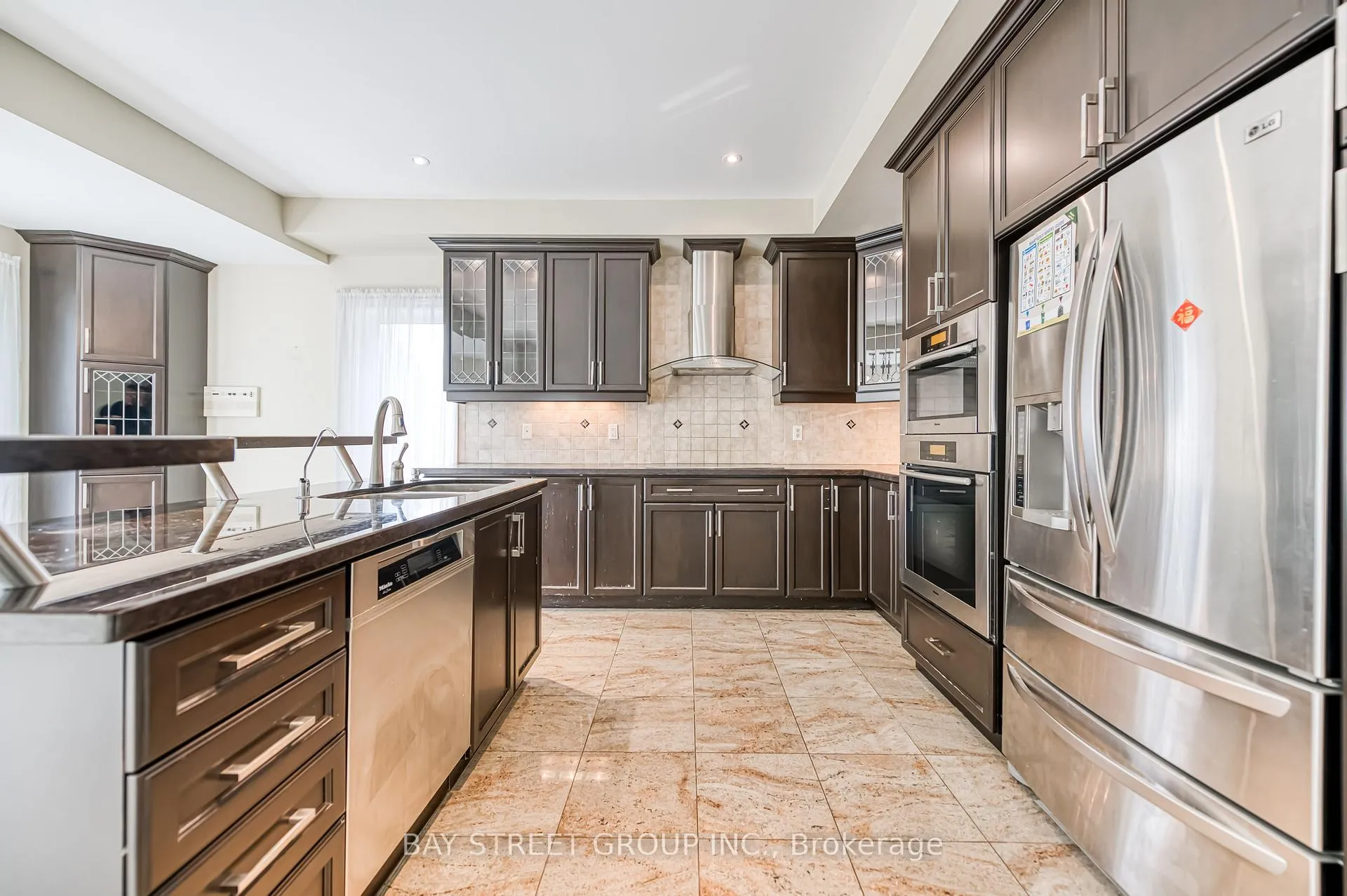 Photo 21 of 3 Edenbrook Crescent, Richmond Hill, Bayview Hill — HOMEH
