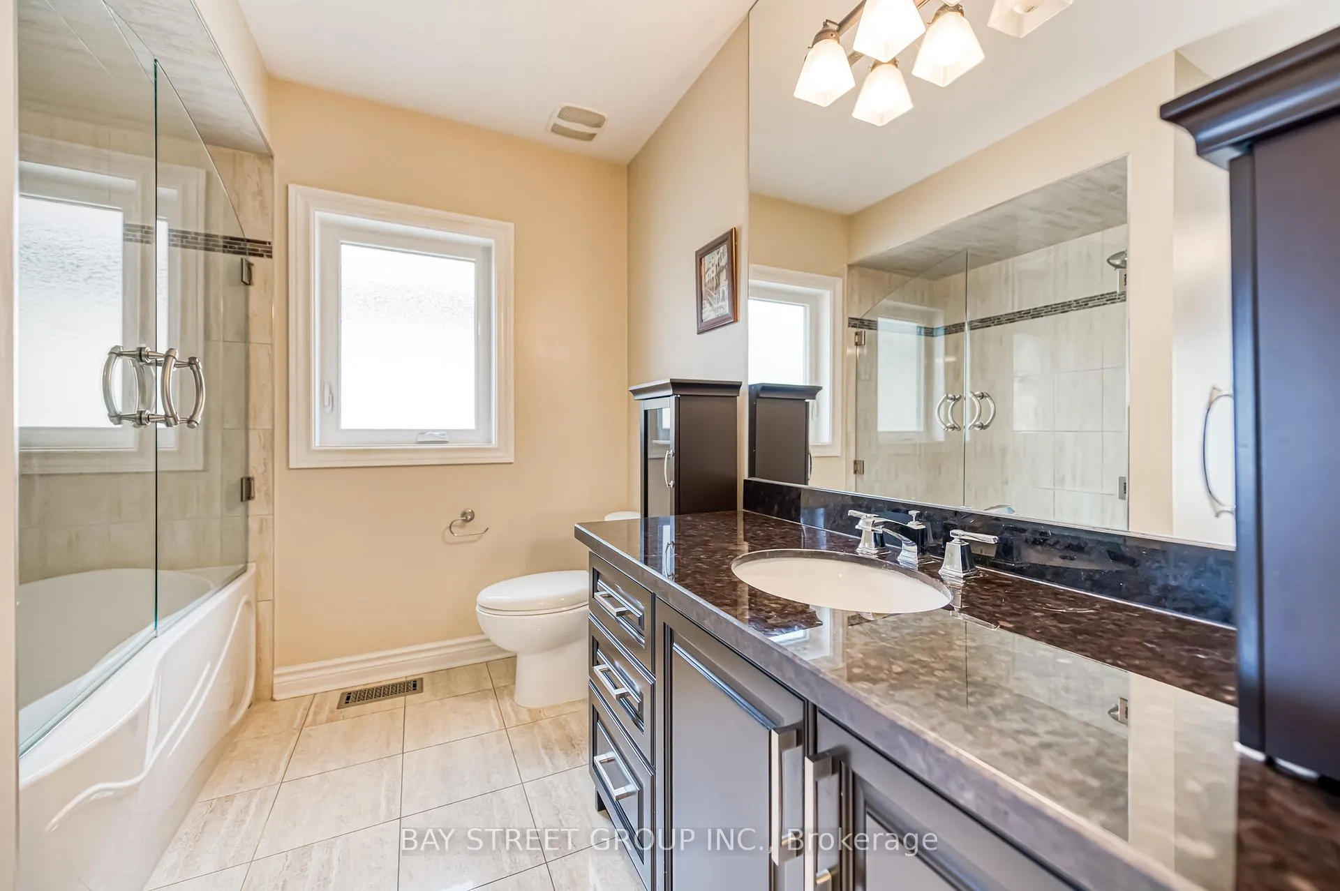 Photo 34 of 3 Edenbrook Crescent, Richmond Hill, Bayview Hill — HOMEH