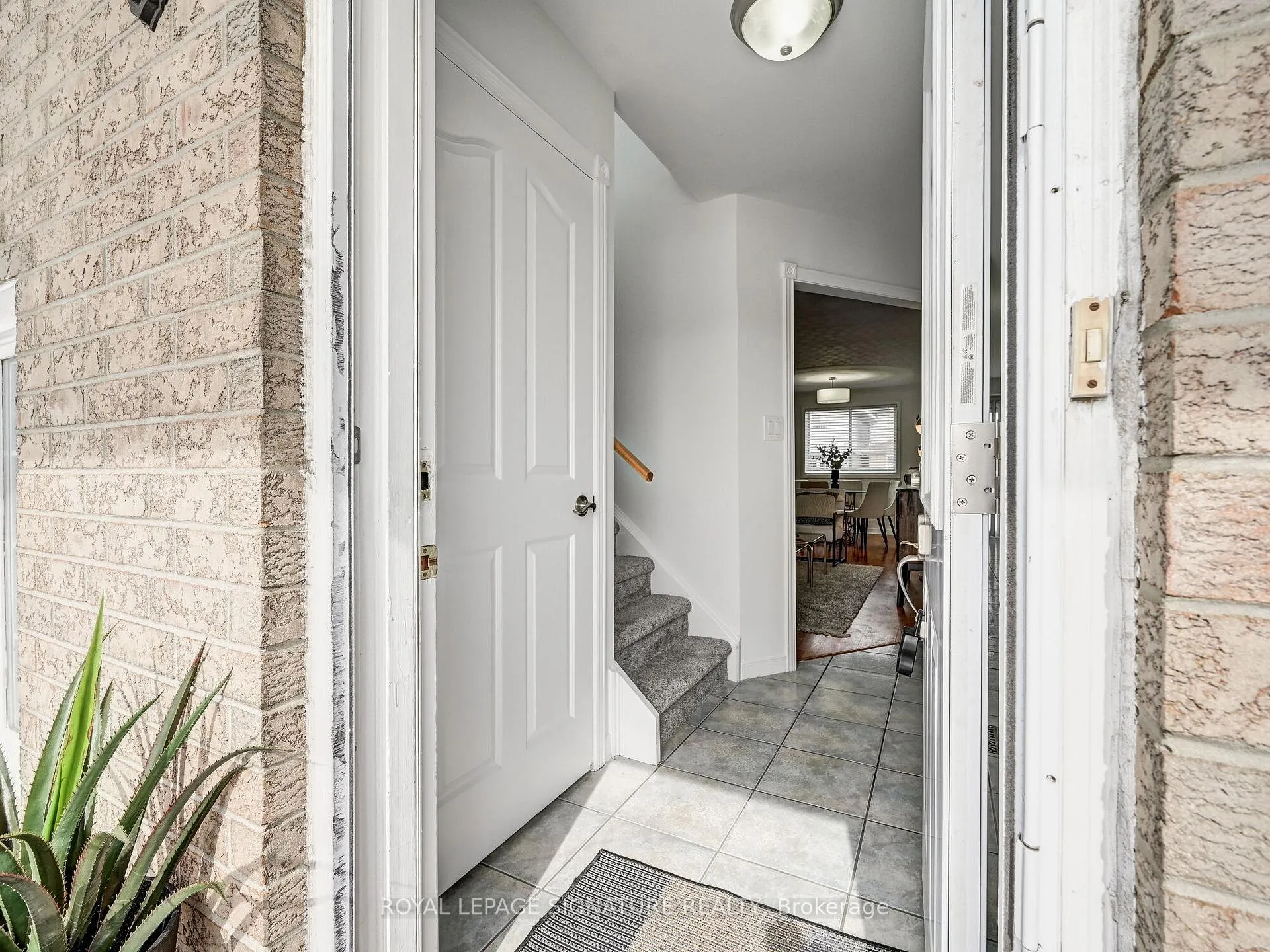 Photo 4 of 23 Beaverton Drive, Hamilton, Butler — HOMEH