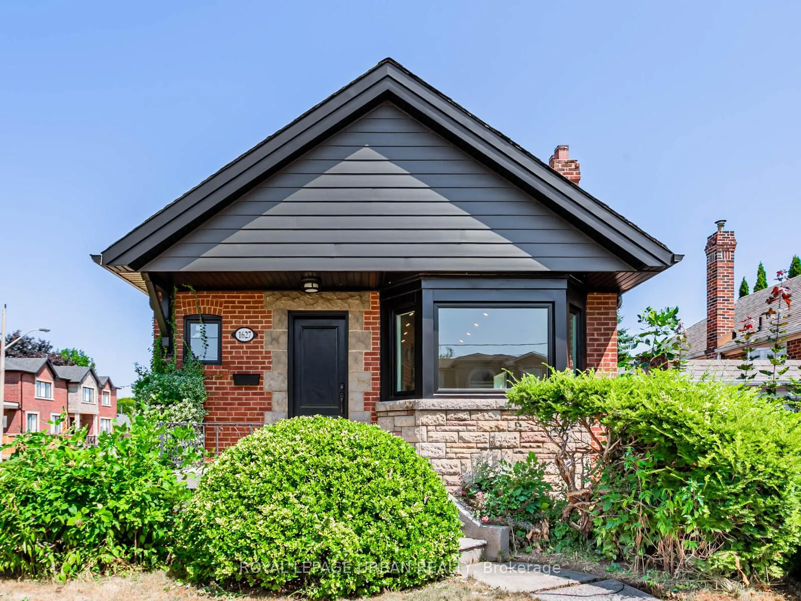 Front of Unit Main, 1627 Woodbine Heights Boulevard