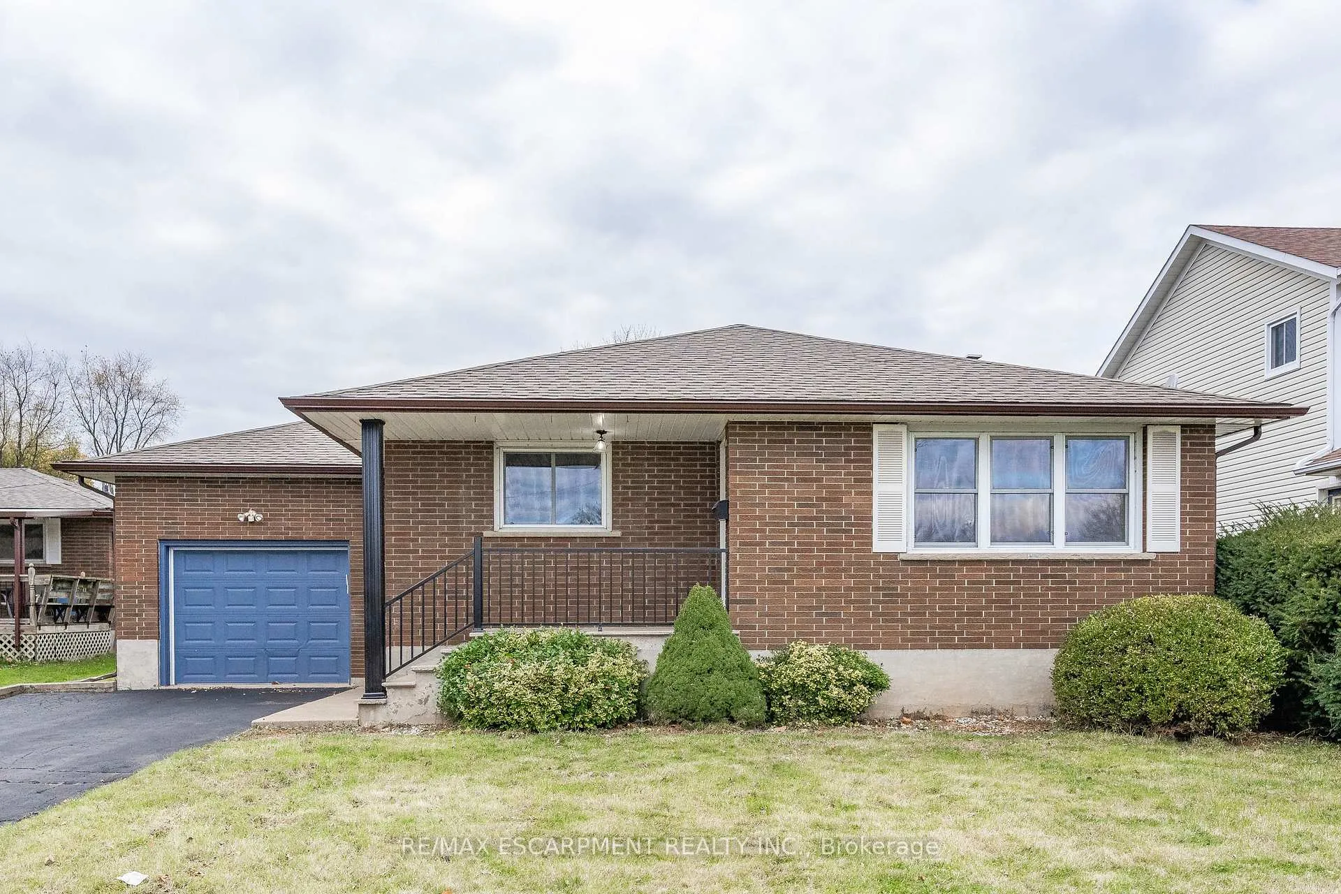 Front of 3045 Portage Road