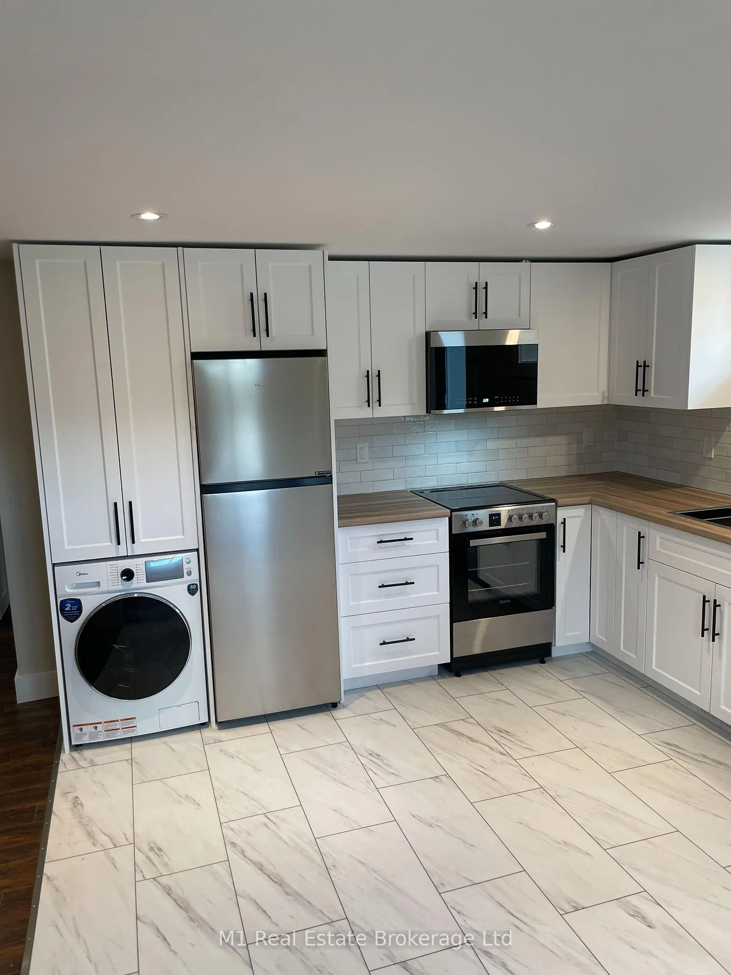 Photo 2 of Unit LL, 18 Promenade Road, Guelph, Grange Road — HOMEH