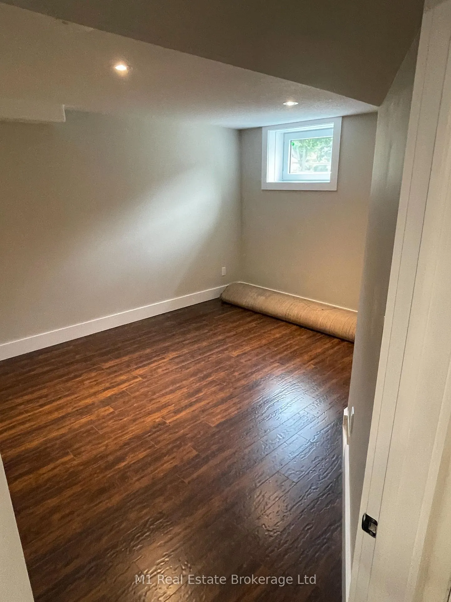 Photo 17 of Unit LL, 18 Promenade Road, Guelph, Grange Road — HOMEH