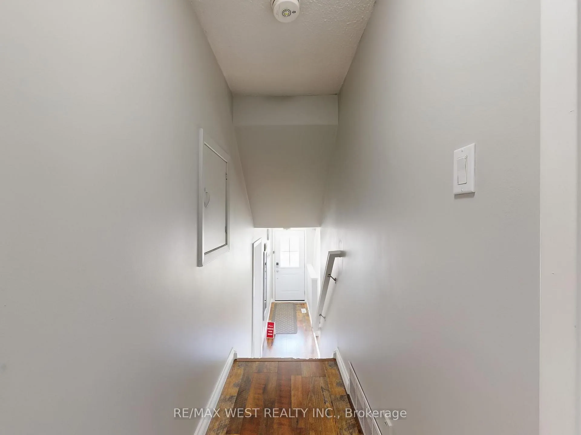 Photo 17 of 187 Broken Oak Crescent, Kitchener — HOMEH