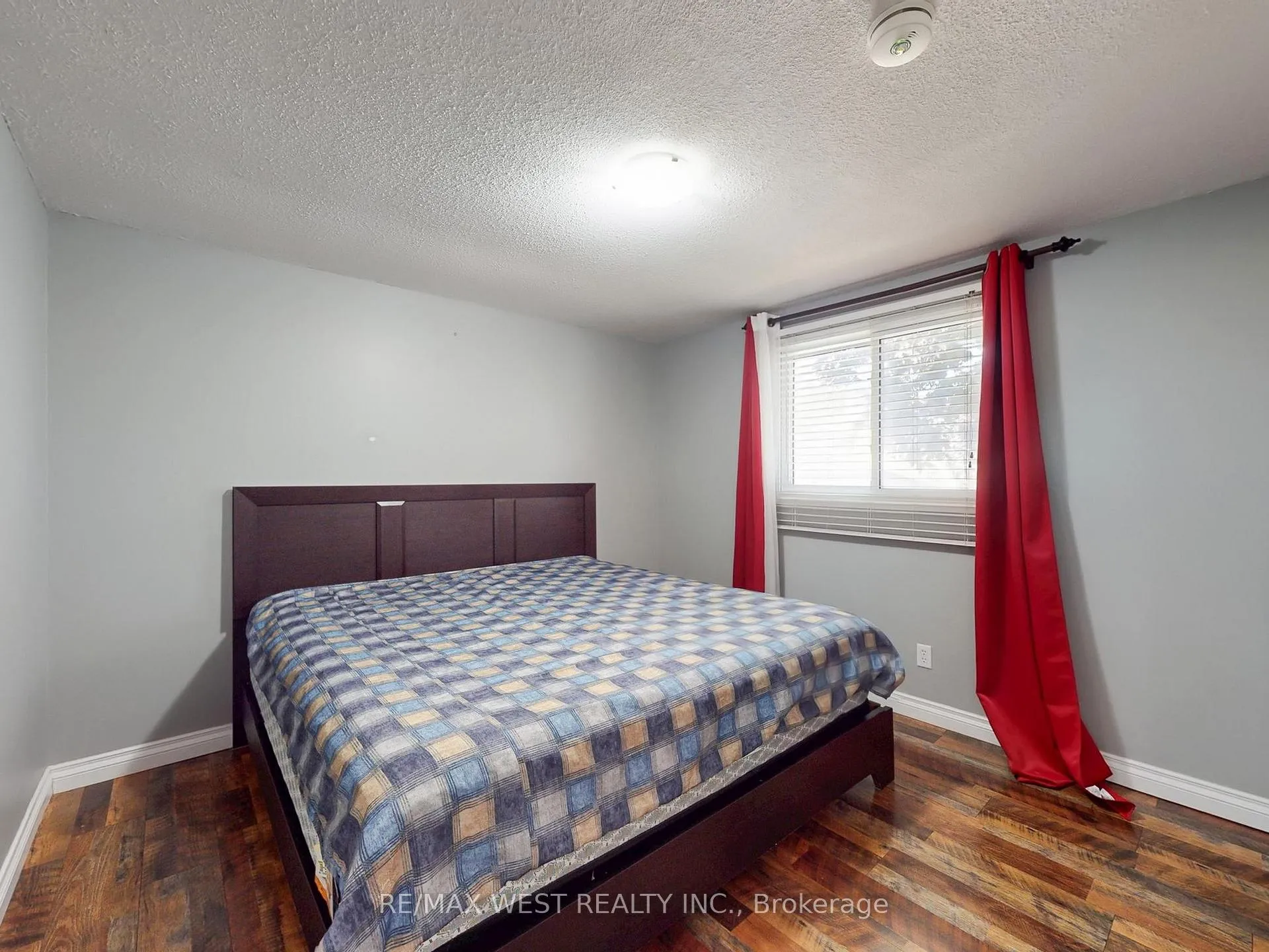 Photo 18 of 187 Broken Oak Crescent, Kitchener — HOMEH